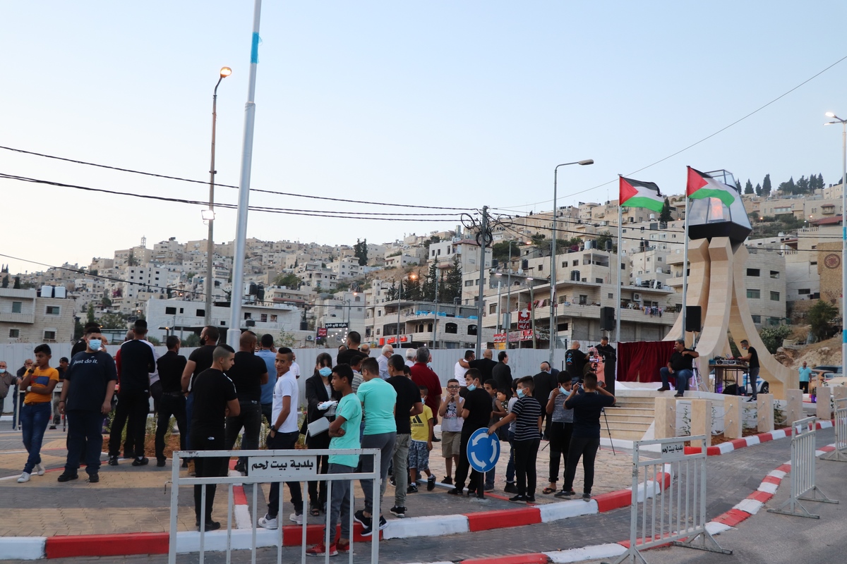 بلدية بيت لحم تدشن "صرح شهداء مدينة بيت لحم" في موقع دُوّار واد شاهين