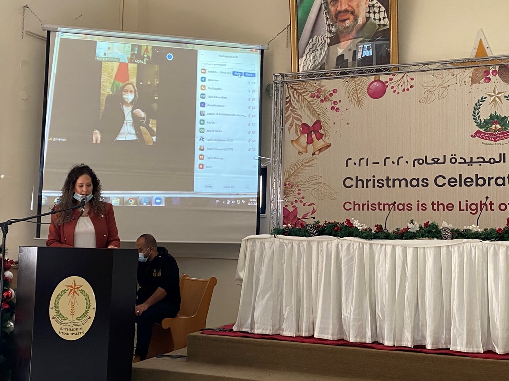 خلال المؤتمر الصحفي السنوي التقليدي:  رئيس بلدية بيت لحم يطلق رسالة الميلاد " الميلاد نور وحياة"