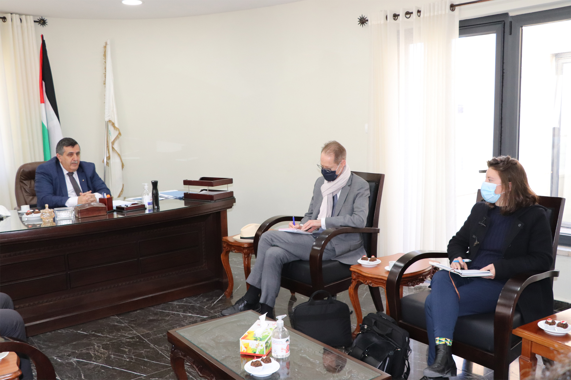 رئيس بلدية بيت لحم يبحث سُبل التعاون مع مدير وكالة التنمية الفرنسية الجديد