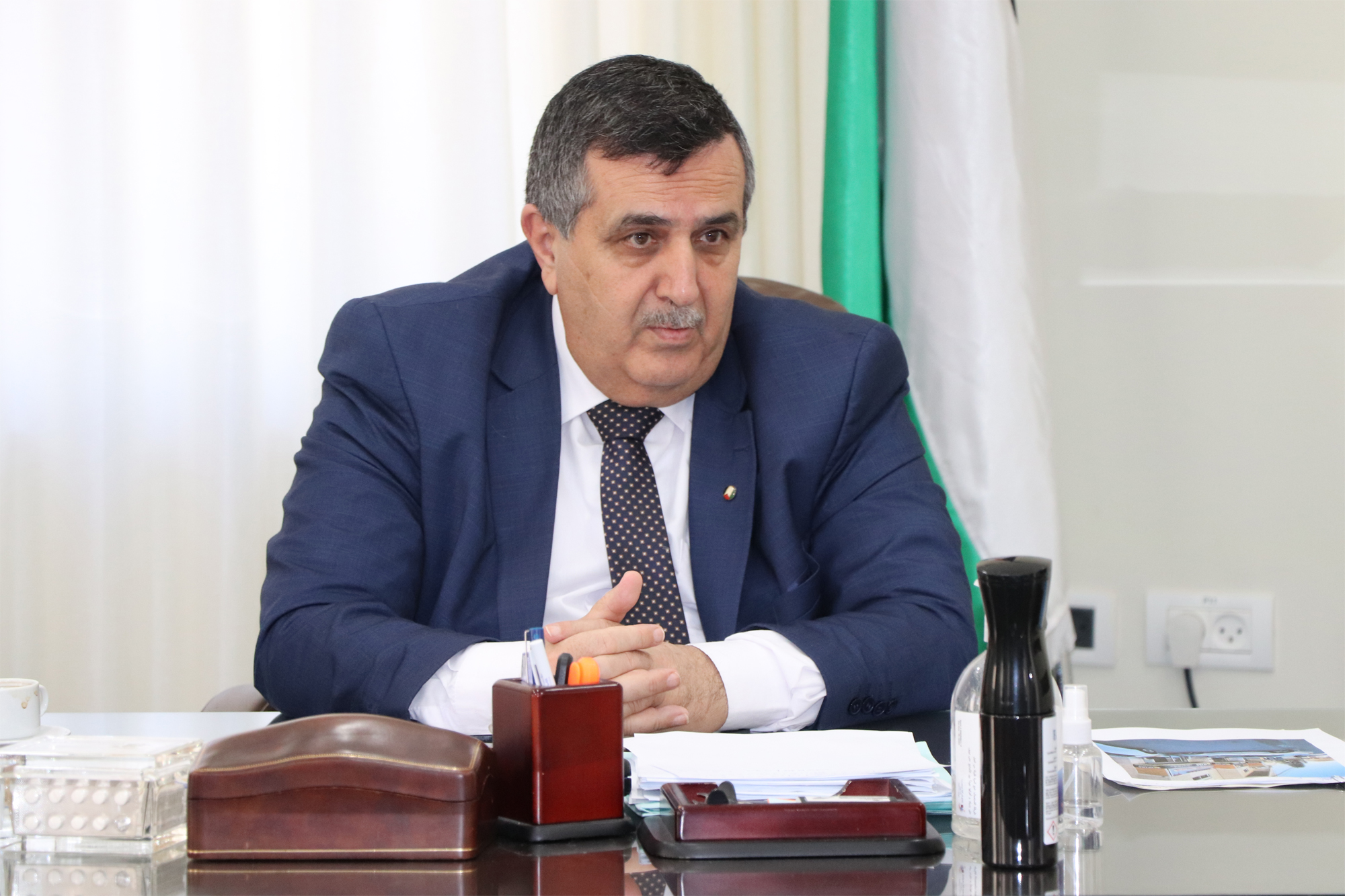 رئيس بلدية بيت لحم يبحث سُبل التعاون مع مدير وكالة التنمية الفرنسية الجديد