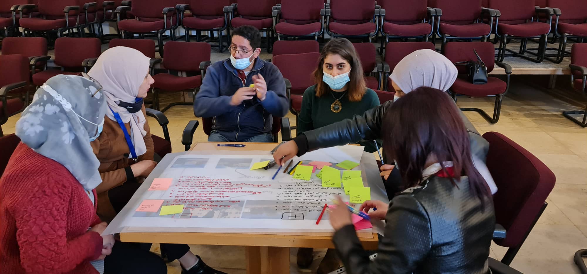  لتطوير أماكن عامة صديقة  للنساء والفتيات الفلسطينيات وذوي الإحتياجات الخاصة: بلدية بيت لحم تنظم اللقاء المجتمعي التشاوري الاول لمشروع إعادة تصميم شارع الرئيس بوتين 