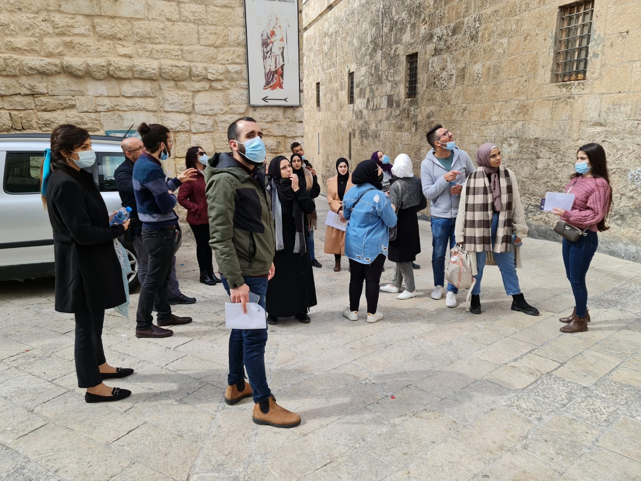 عقد اول ورشة عمل بعنوان "التصميم بوجهة مغايرة" والتي تستمر لمدة شهر