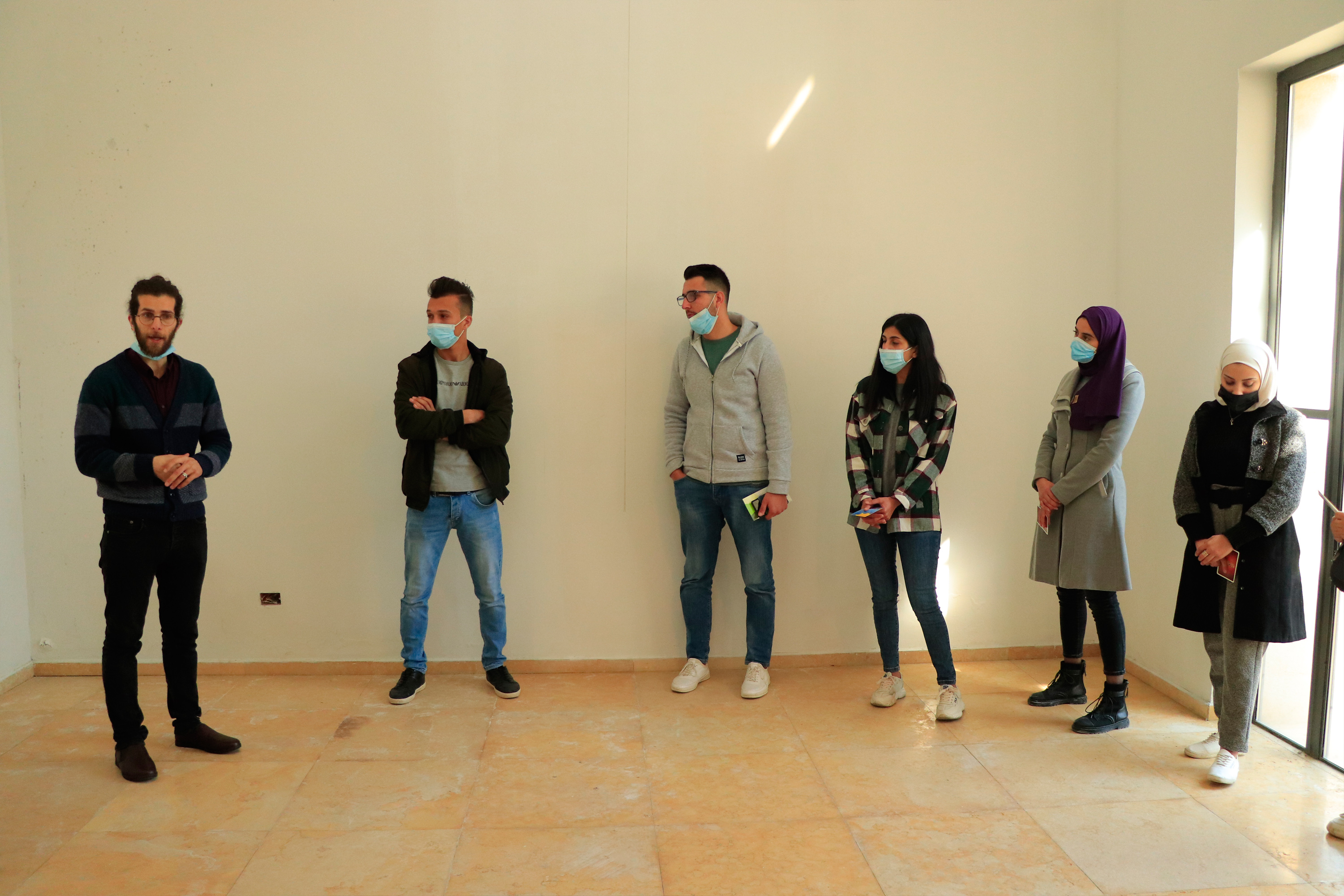 عقد اول ورشة عمل بعنوان "التصميم بوجهة مغايرة" والتي تستمر لمدة شهر