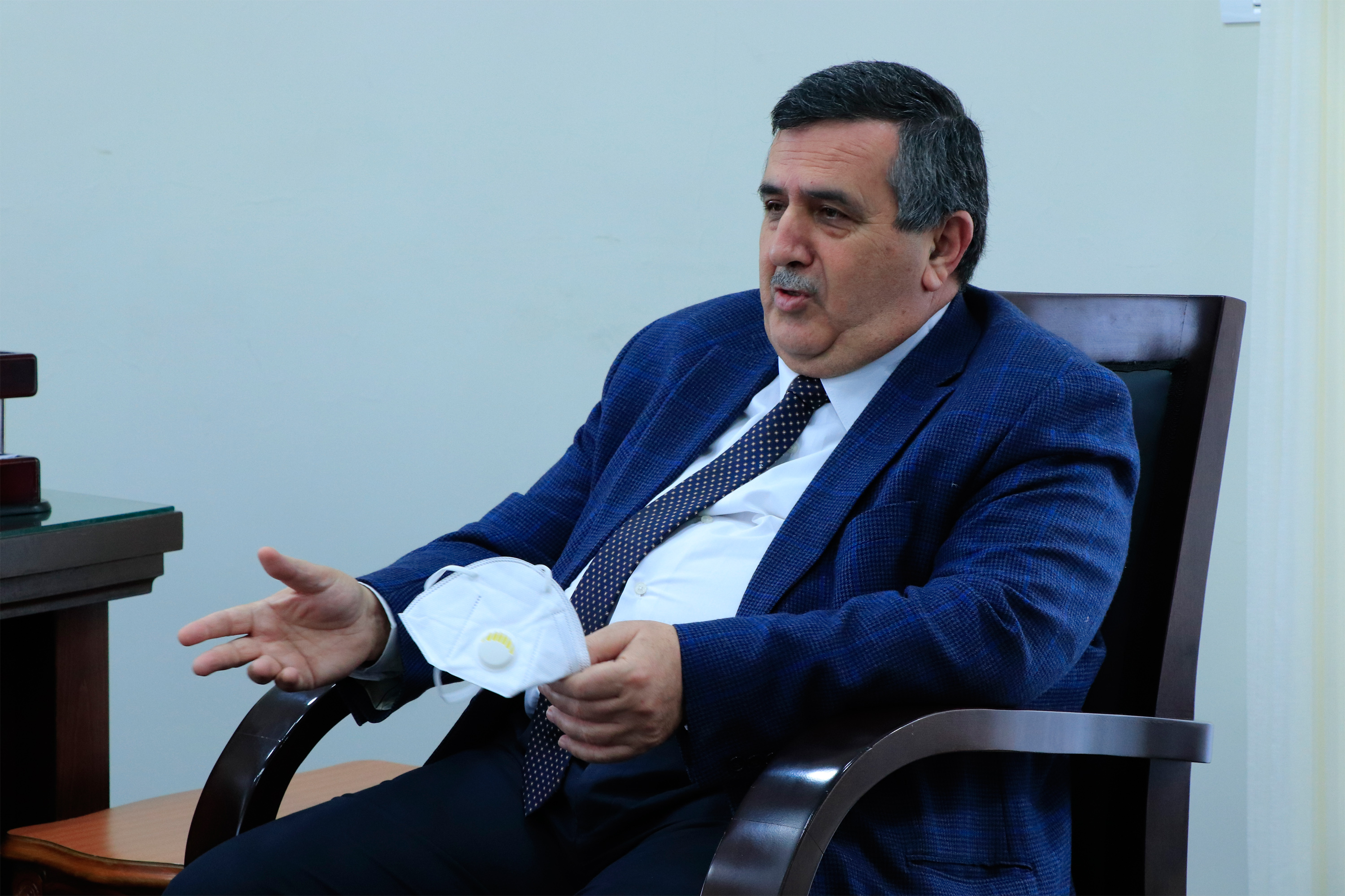 رئيس بلدية بيت لحم يبحث سُبل التعاون مع سفير جمهورية ليتوانيا في فلسطين