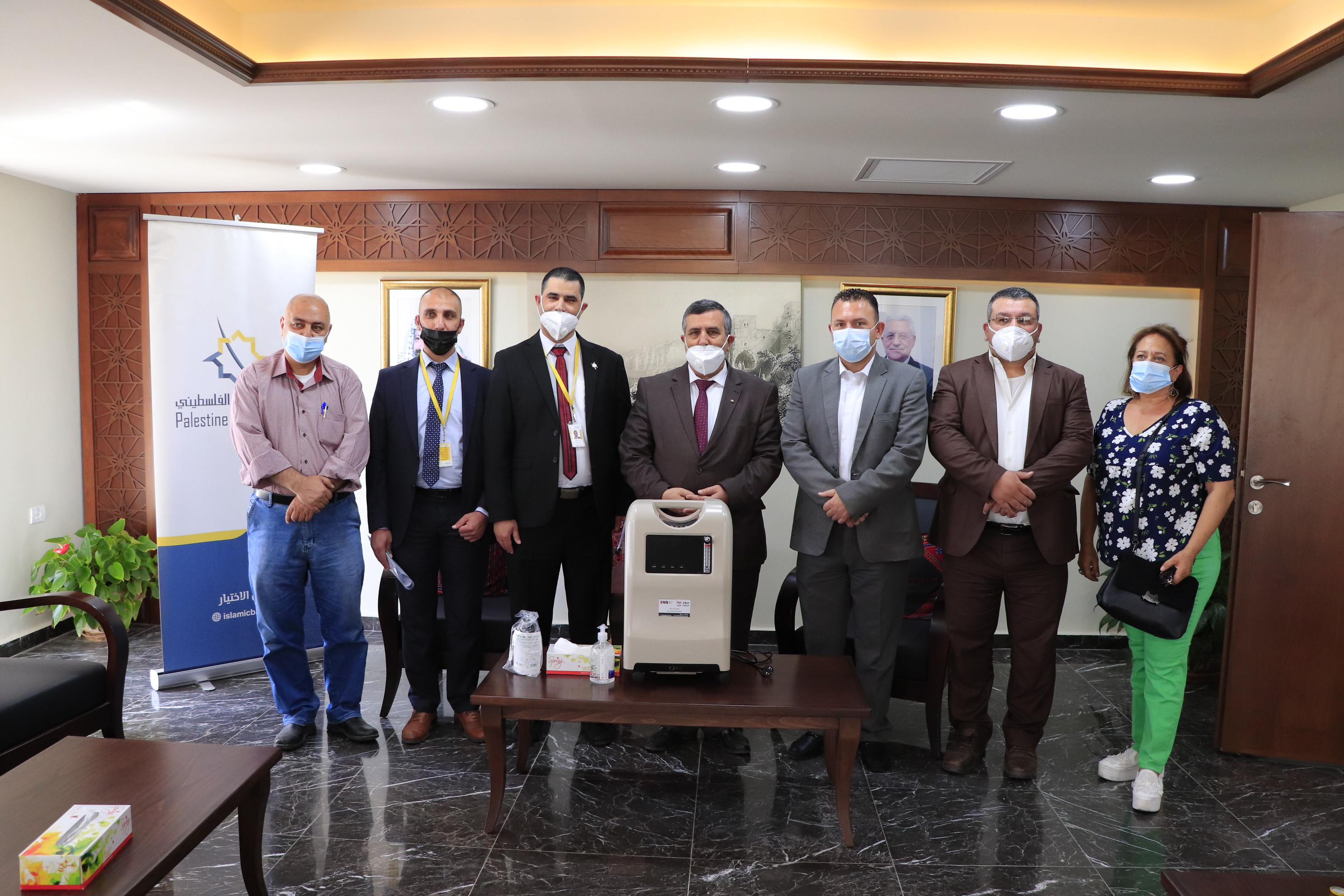 سلمان يشكر مدير البنك الإسلامي الفلسطيني لتبرعهم بجهاز اكسجين لمدينة بيت لحم