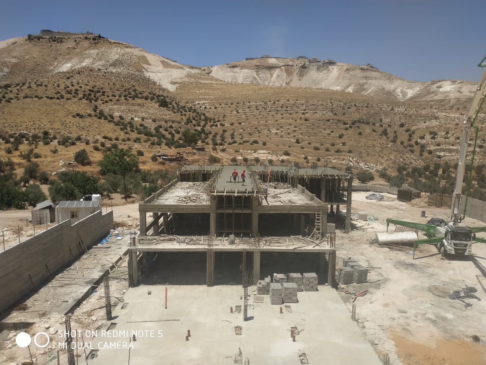 بلدية بيت لحم تنظم اجتماعاً بالشراكة مع بلديات المحافظة والوزارات الشريكة لإطلاع مواطني مدينة العبيدية على تطورات مشروع مسلخ بيت لحم والإجراءات البيئية والصحية التي سيتم العمل عليها في المشروع