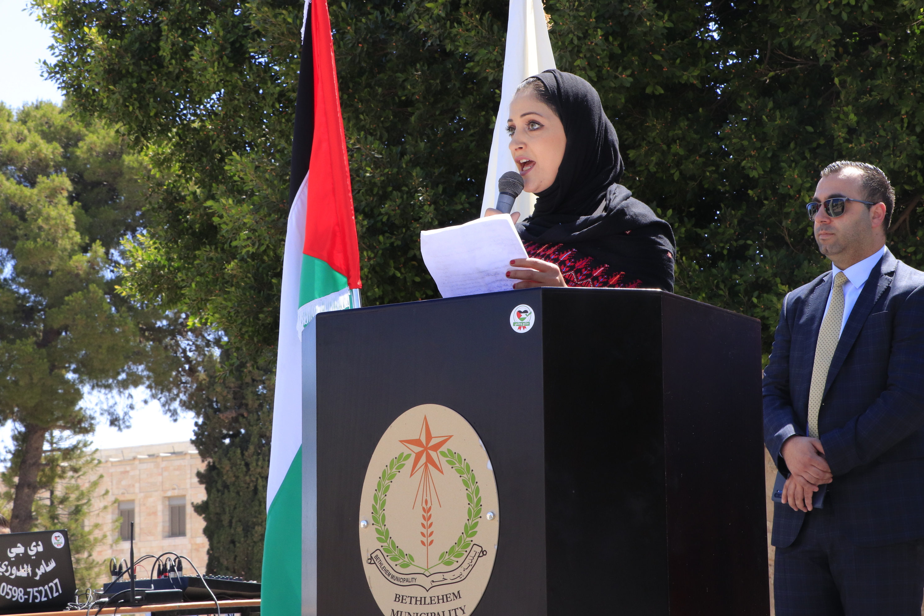 افتتاح سوق المزارعين الوطني في ساحة المهد لتعزيز صمود المزارع الفلسطيني ضمن فعاليات بيت لحم عاصمة الثقافة العربية وأسبوع الإقتصاد الوطني