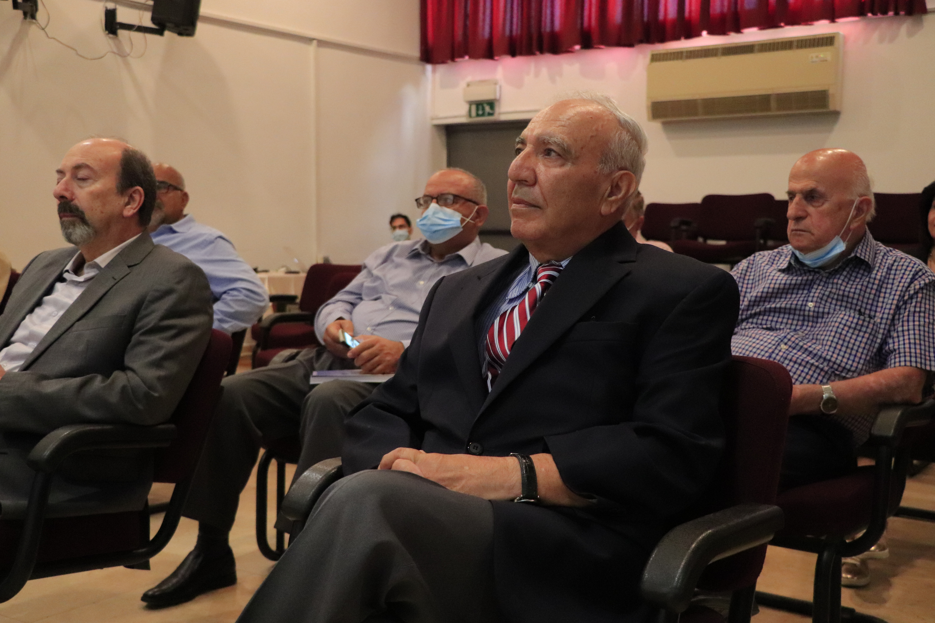 إشهار كتاب "بيت لحم مدينة الفرح العظيم وعاصمة الثقافة العربية" ضمن أول فعاليات بيت لحم عاصمة الثقافة العربية