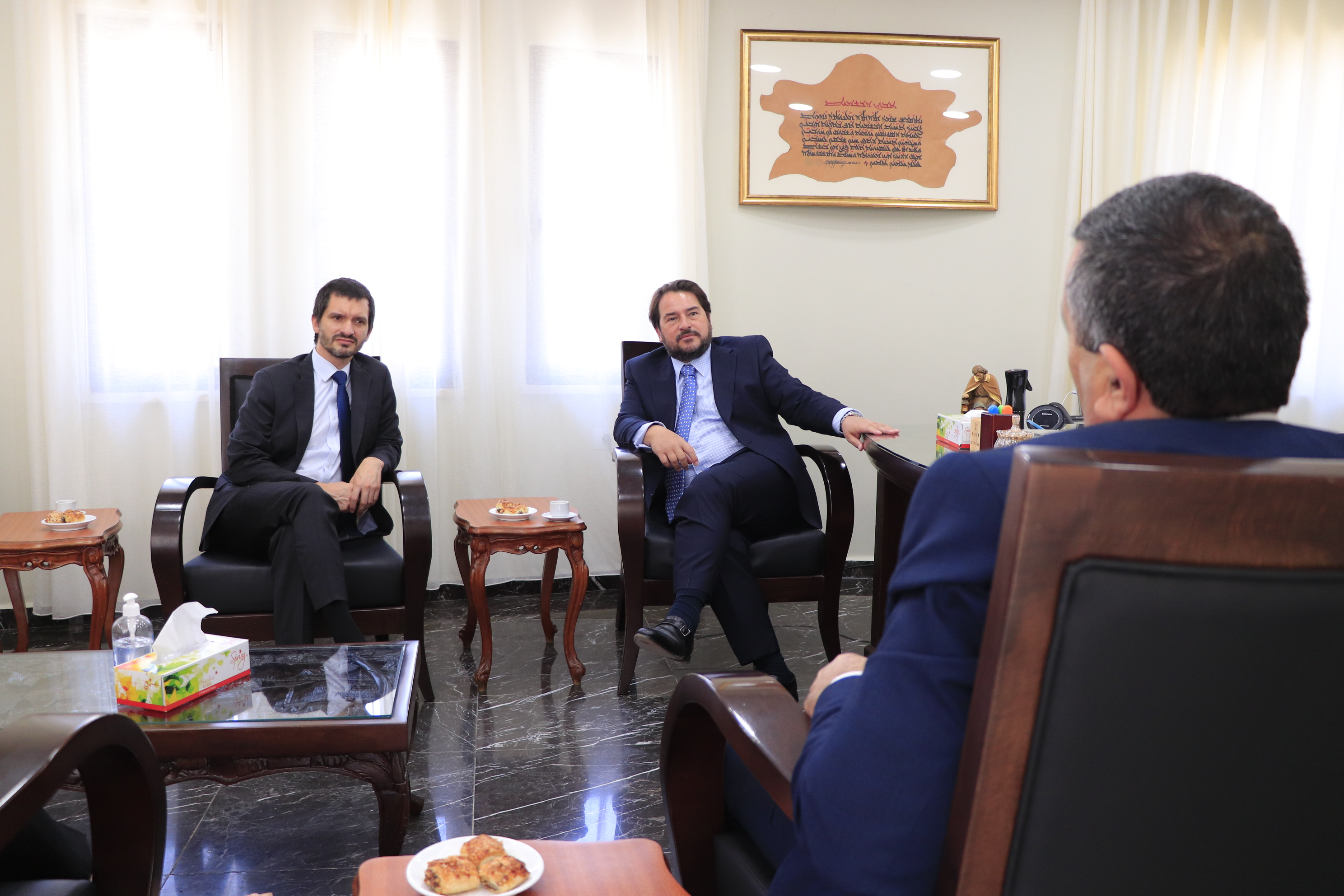 رئيس بلدية بيت لحم وممثل جمهورية التشيلي في فلسطين يبحثان سُبل التعاون وتعزيز العلاقات المشتركة