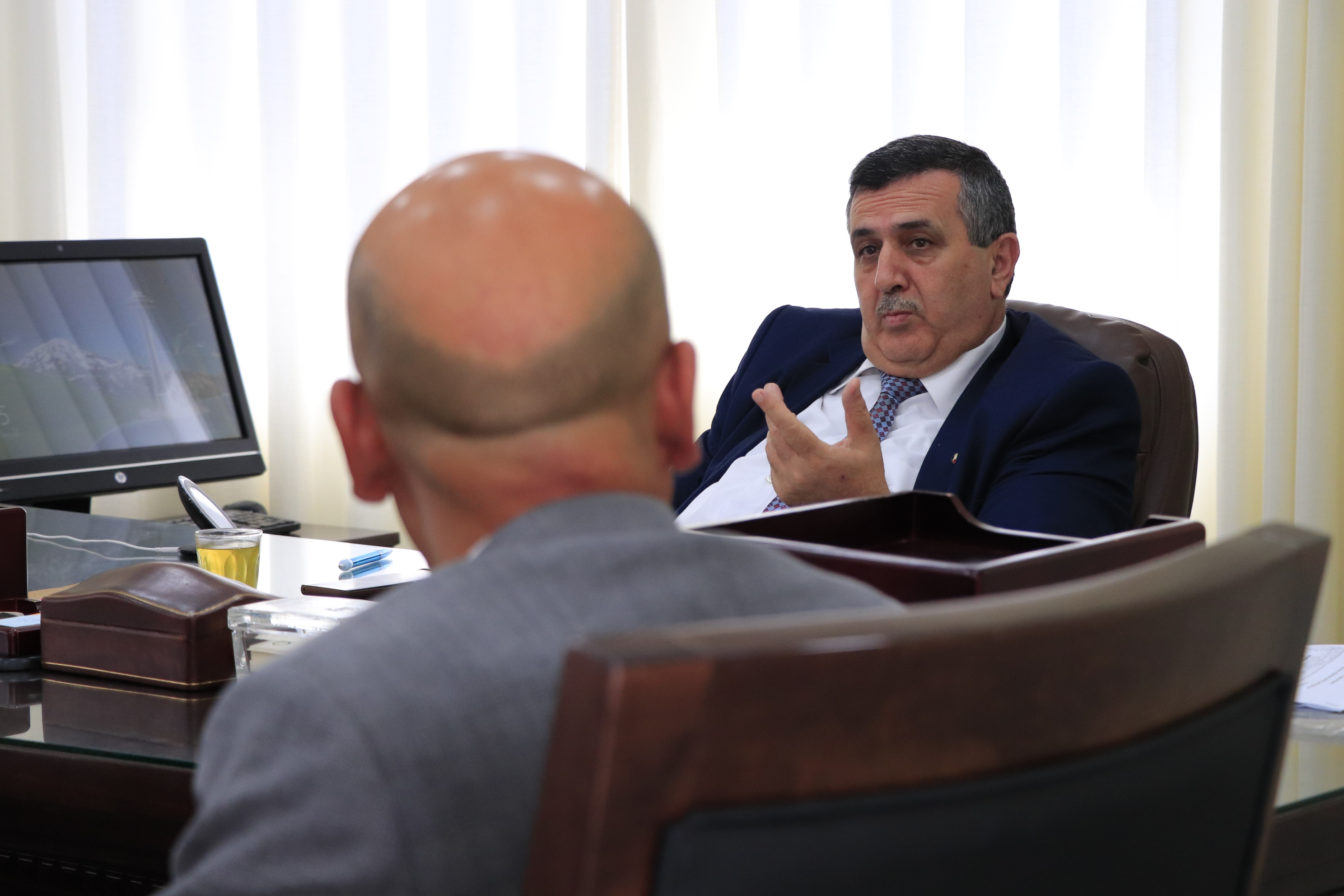 سلمان يبحث سبل التعاون المشترك بين بلدية بيت لحم والمعهد الوطني الديمقراطي