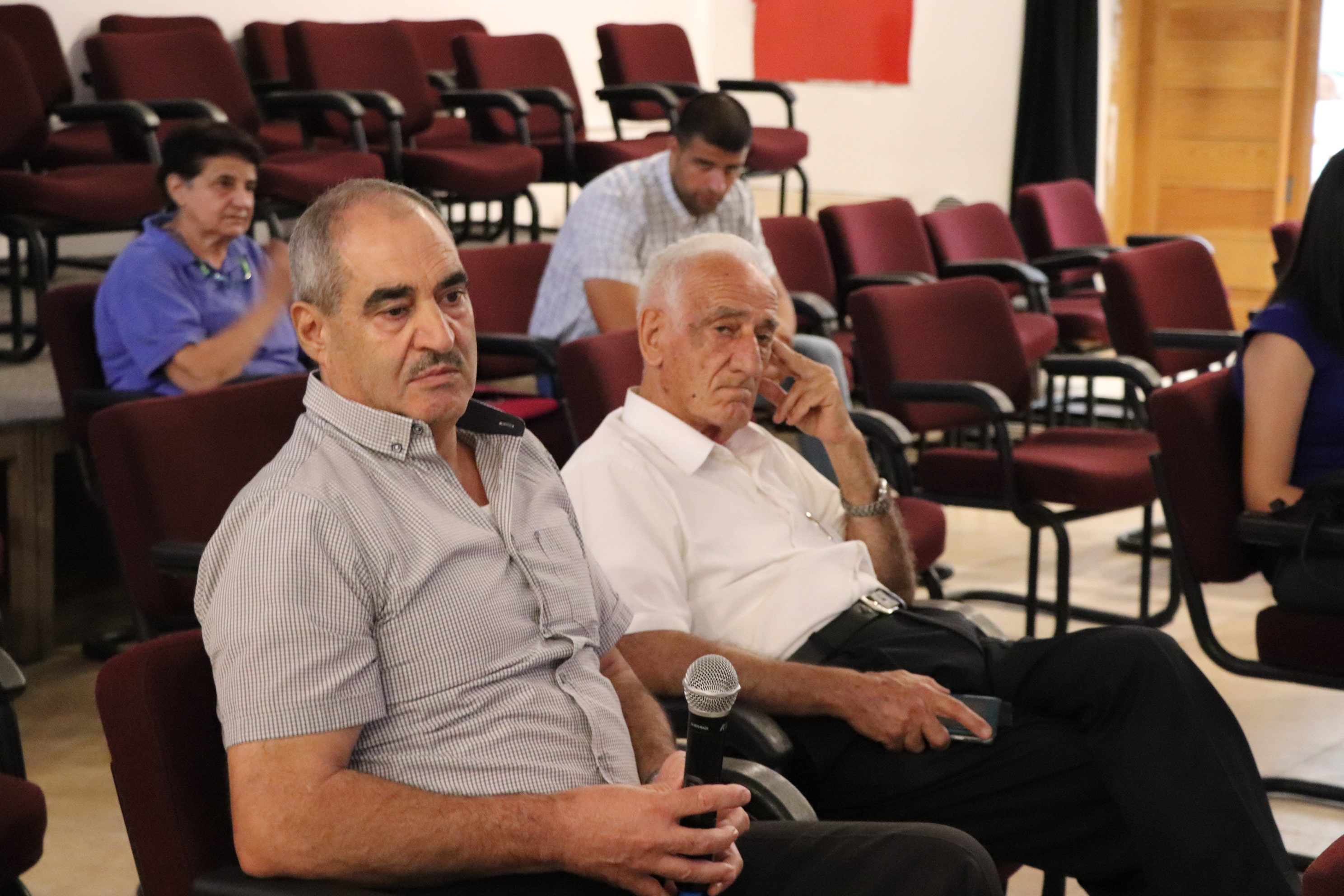 بلدية بيت لحم تعقد اجتماع اللجنة التوجيهية الرابع لعرض أعمال مشروع "إعادة تصميم واستخدام المساحات العامة في مدينة بيت لحم"