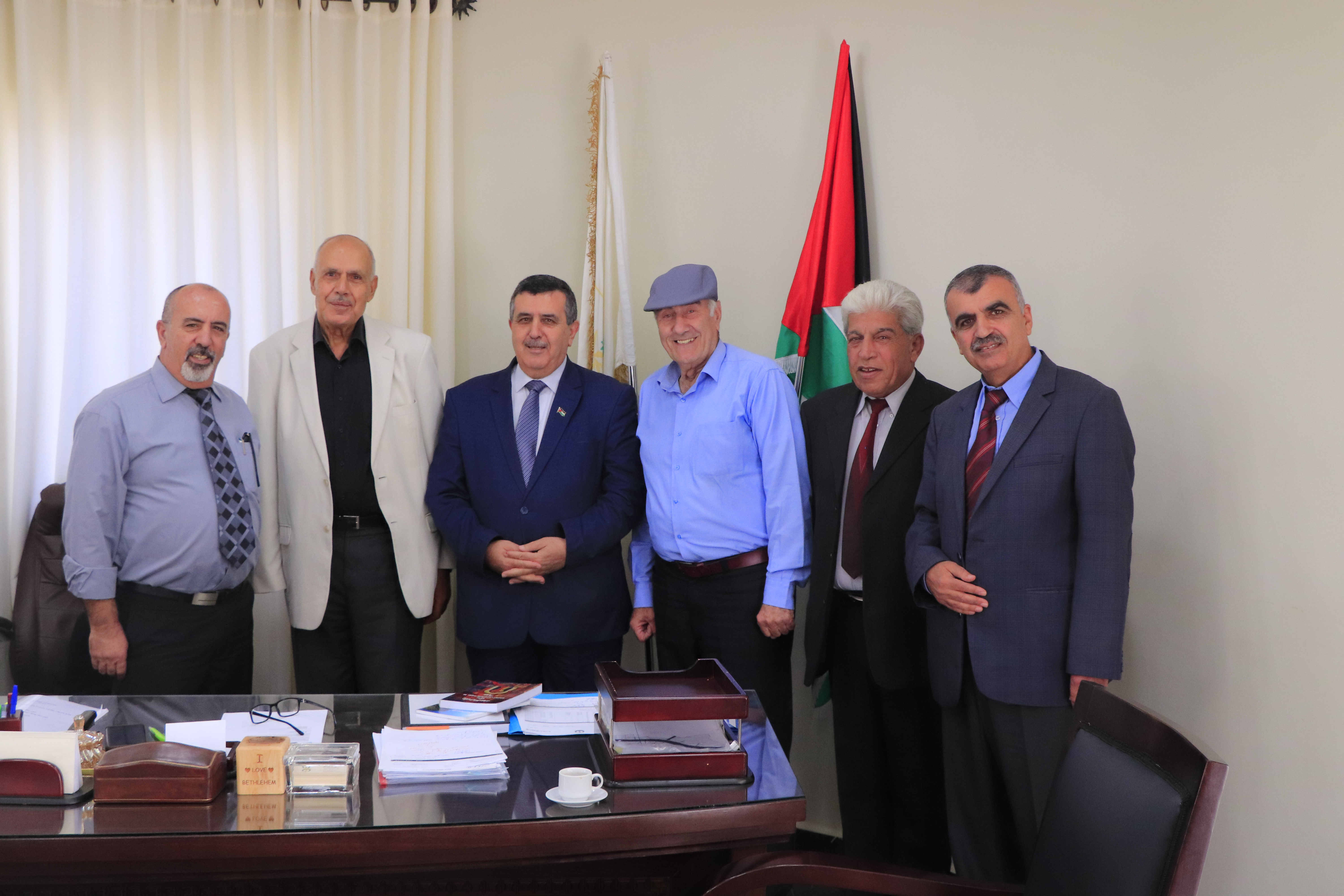 رئيس بلدية بيت لحم يستقبل منتدى أدباء بلاد الشام ويُؤكد على تعاون البلدية