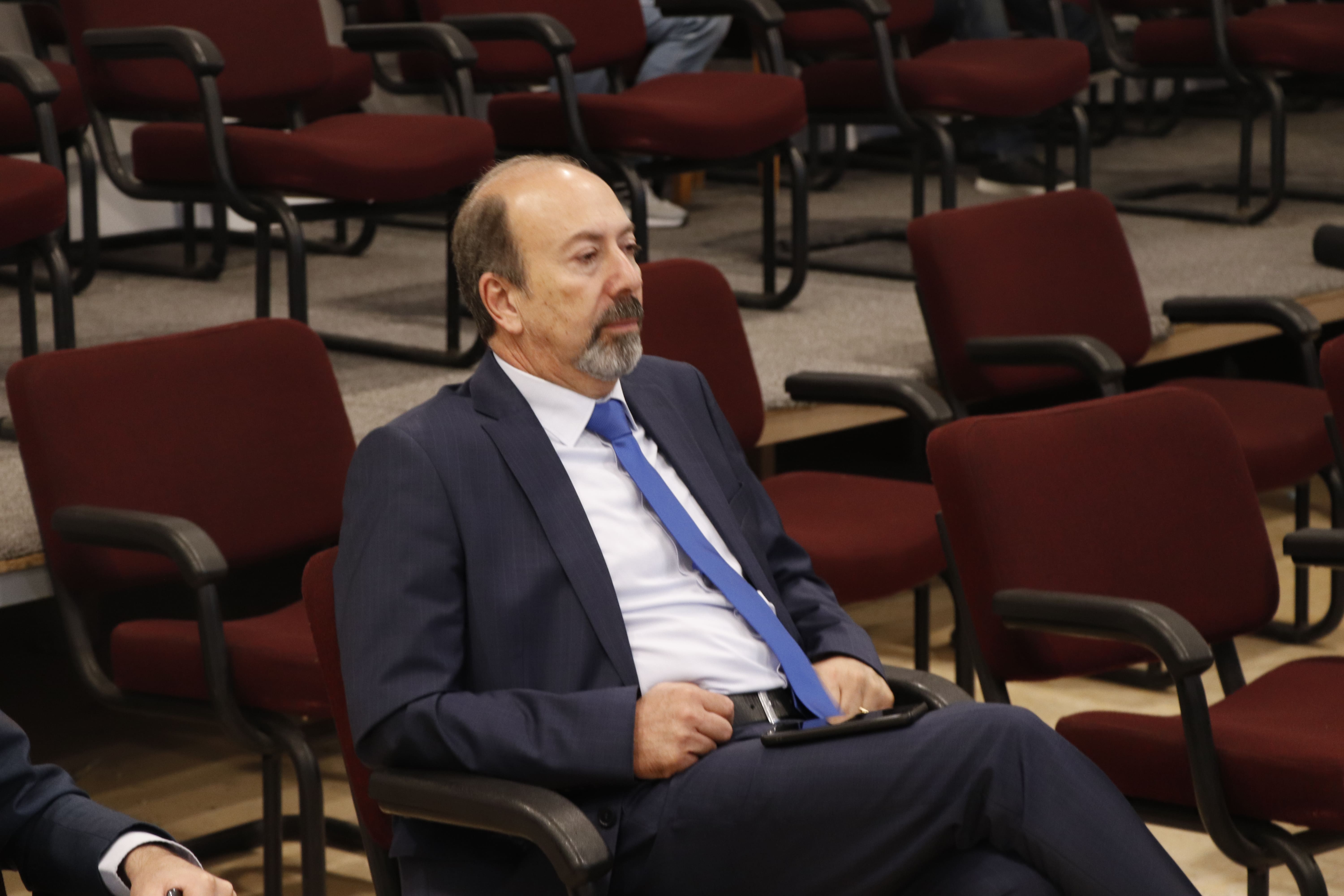 تقديراً لجهوده في تعزيز العلاقات الفلسطينية الإيطالية:  رئيس الجمهورية الإيطالية يمنح رئيس بلدية بيت لحم وسام نجمة إيطاليا