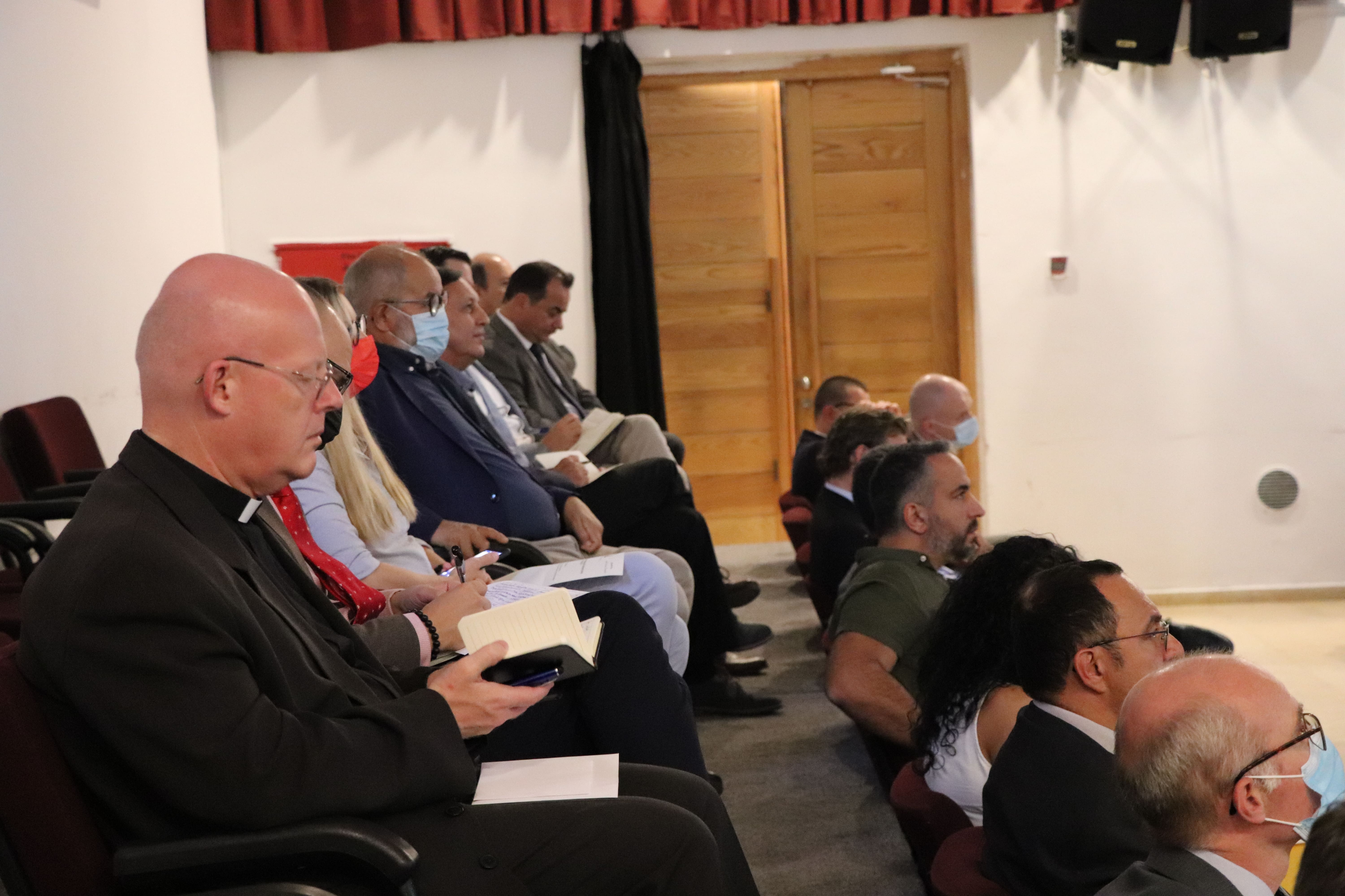 تحضيراً لإحتفالات أعياد الميلاد المجيدة: بلدية بيت لحم تبحث سُبل التعاون مع القناصل وممثلي البعثات الدبلوماسية في فلسطين