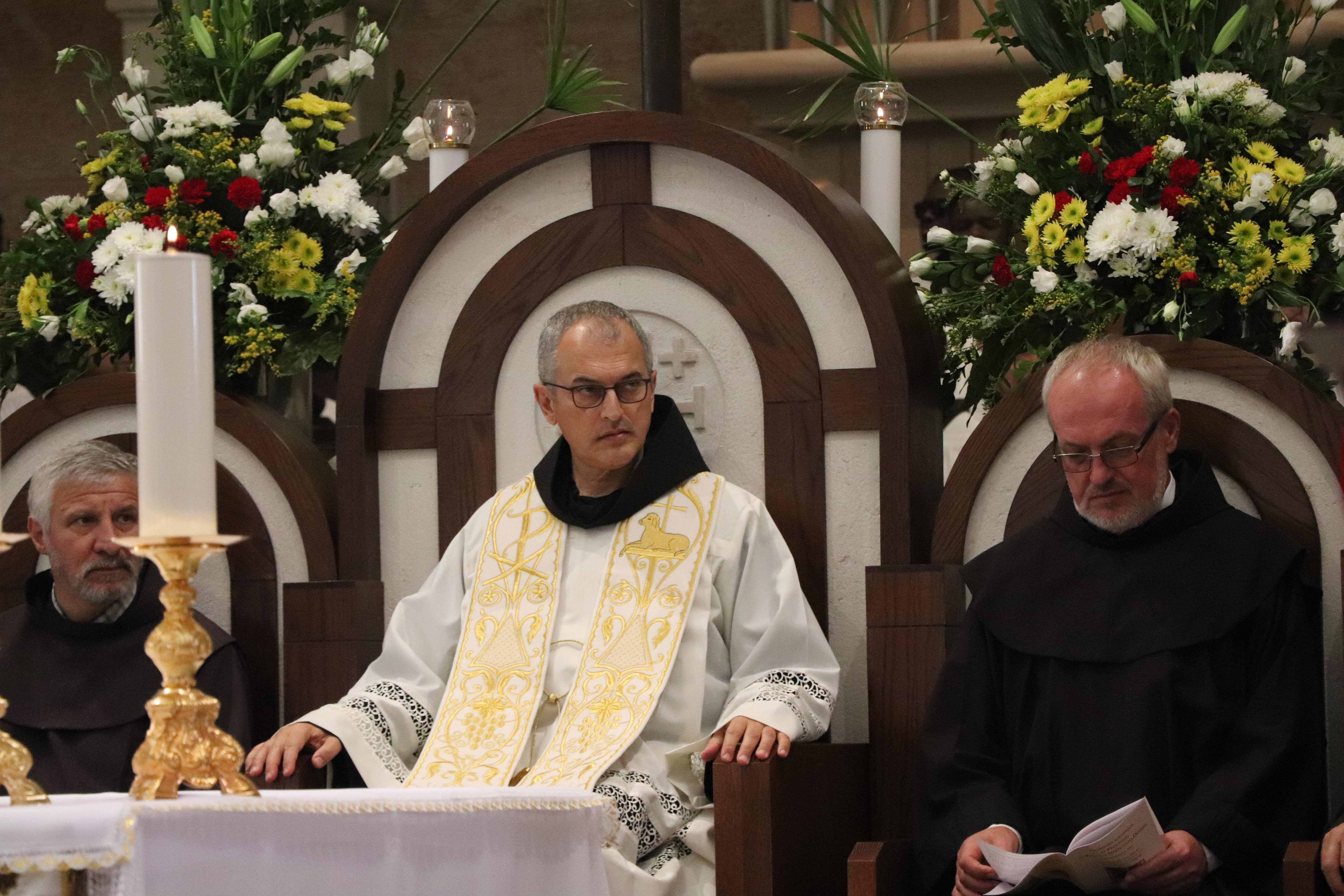 استقبال رئيس عام الرهبنة الفرنسيسكانية في العالم قدس الأب ماسيمو فوزارلي 