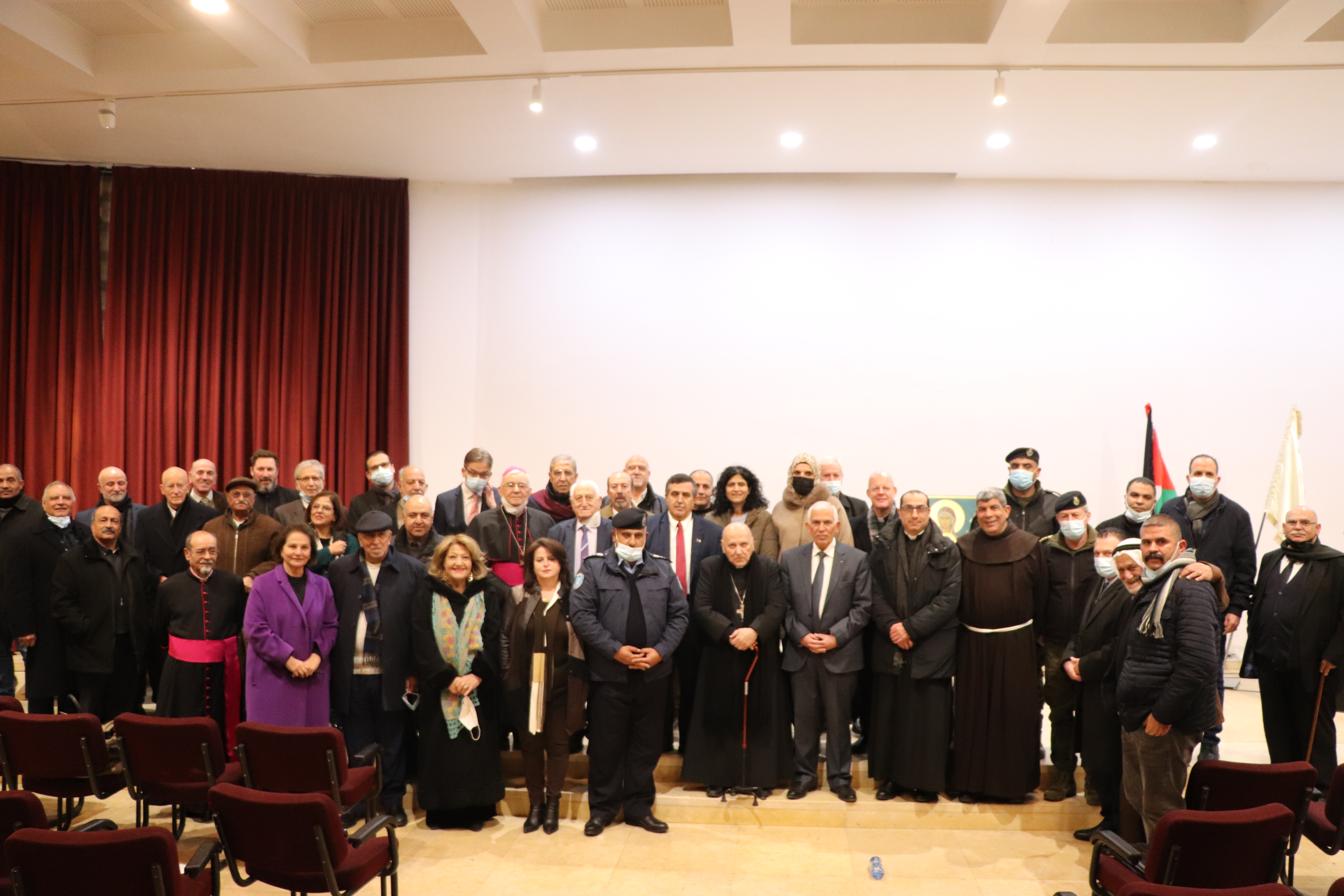 مجلس بلدية بيت لحم يكرّم غبطة البطريرك ميشيل صبّاح، بطريرك اللاتين السابق في المدينة المقدسة ويمنحه مواطنة شرف لمدينة بيت لحم