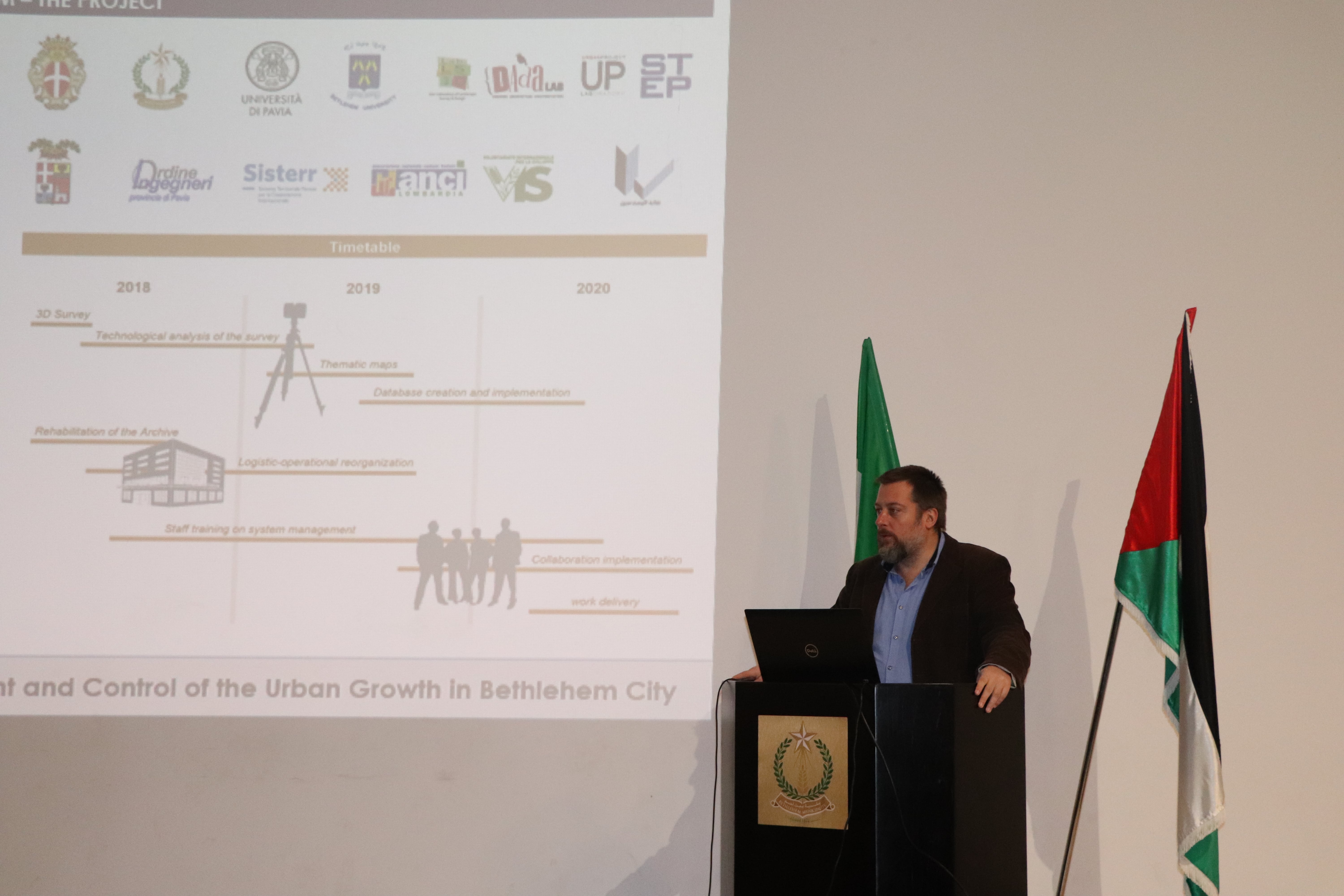 اختتمت بلدية بيت لحم مشروع "بيت لحم ثلاثية الأبعاد" الذي تم تنفيذه بتمويل من الوكالة الإيطالية للتعاون الإنمائي من خلال بلدية بافيا المتوأمة مع بيت لحم. 