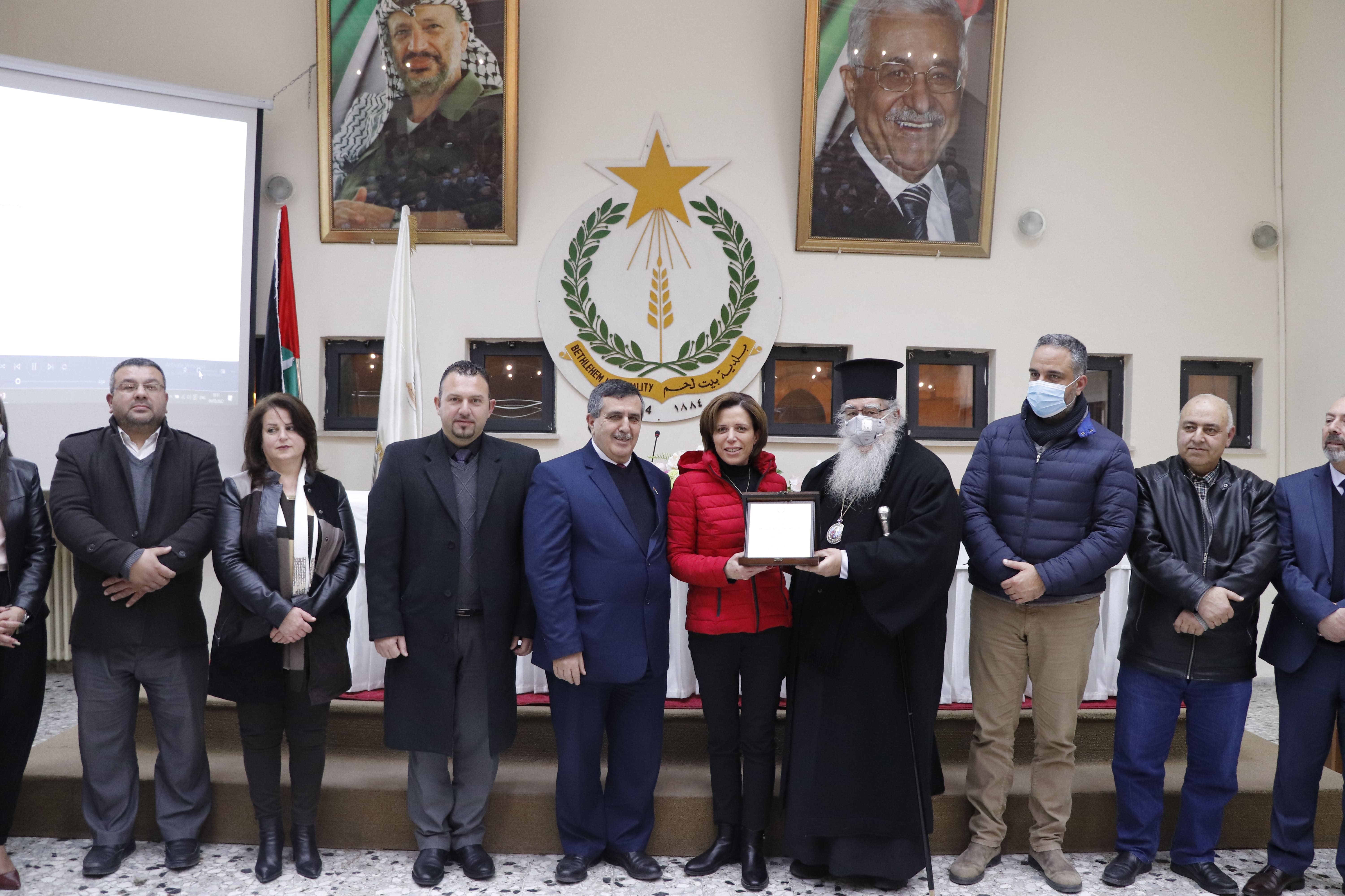 في لقاء مجتمعي واسع:  بلدية بيت لحم تُشارك إنجازات المجلس البلدي في دورته من شهر أيار 2017 ولغاية شهر كانون الثاني 2022