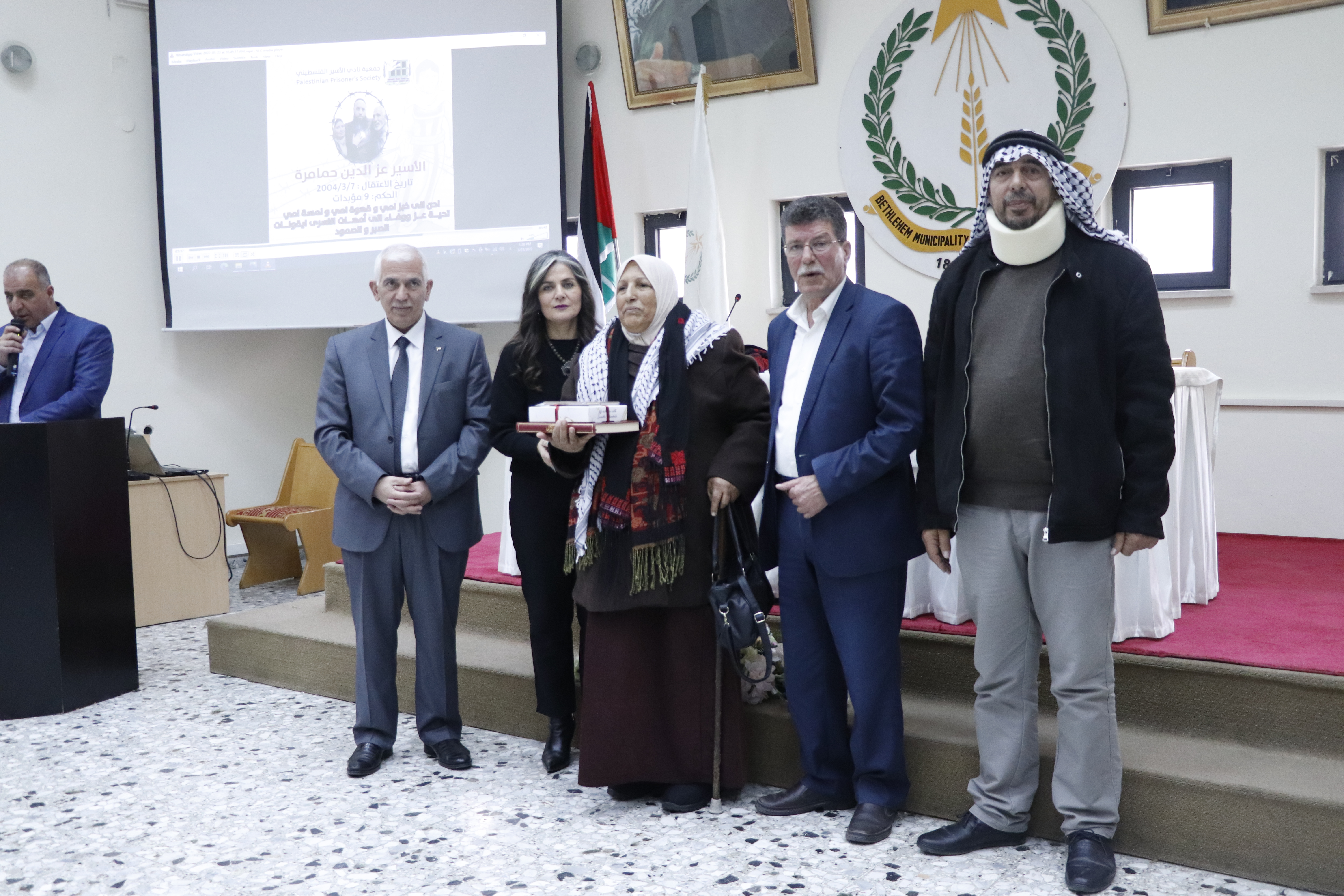 بلدية بيت لحم تكّرم أمهات أسرى المؤبدات