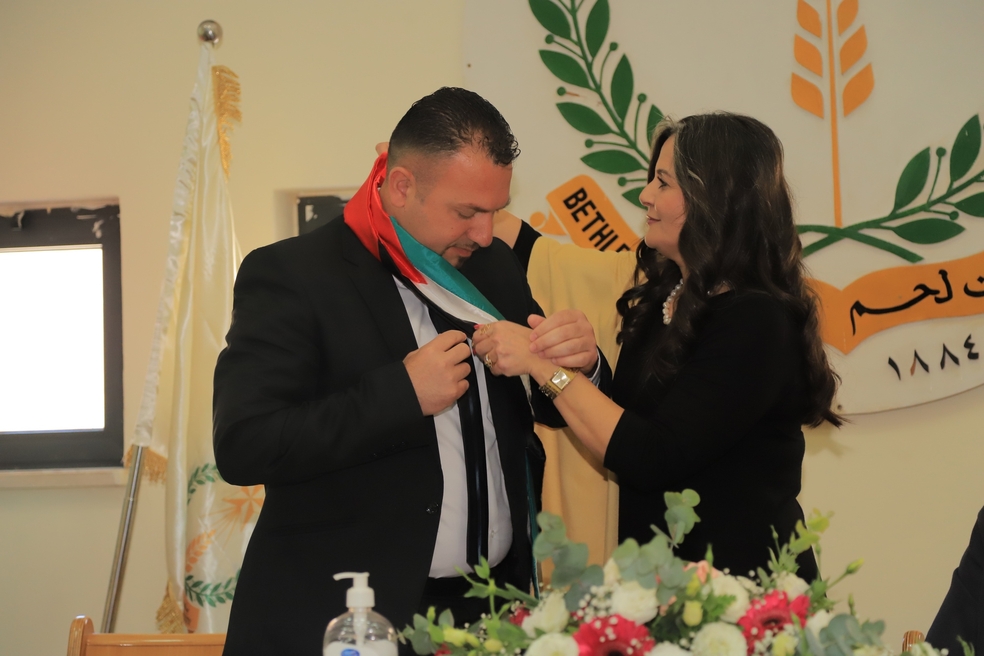 مراسم حفل تسليم وإستلام مجلس بلدية بيت لحم في دار البلدية وسط حضور مجتمعي كبير