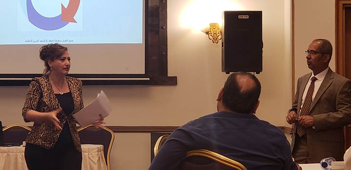 مشاركة رئيسة وحدة التخطيط الإستراتيجي والجودة في البرنامج التدريبي " التحول الرقمي وادارة المعرفة لصالح البلديات الفلسطينية