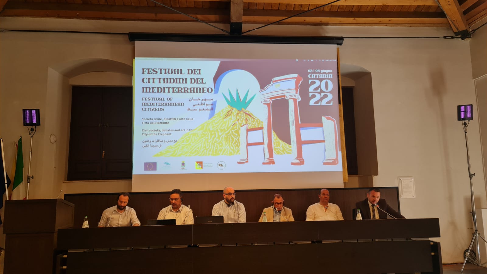 حنانيا يشارك في مهرجان مواطني المتوسط في مدينة كاتانيا في صقلية