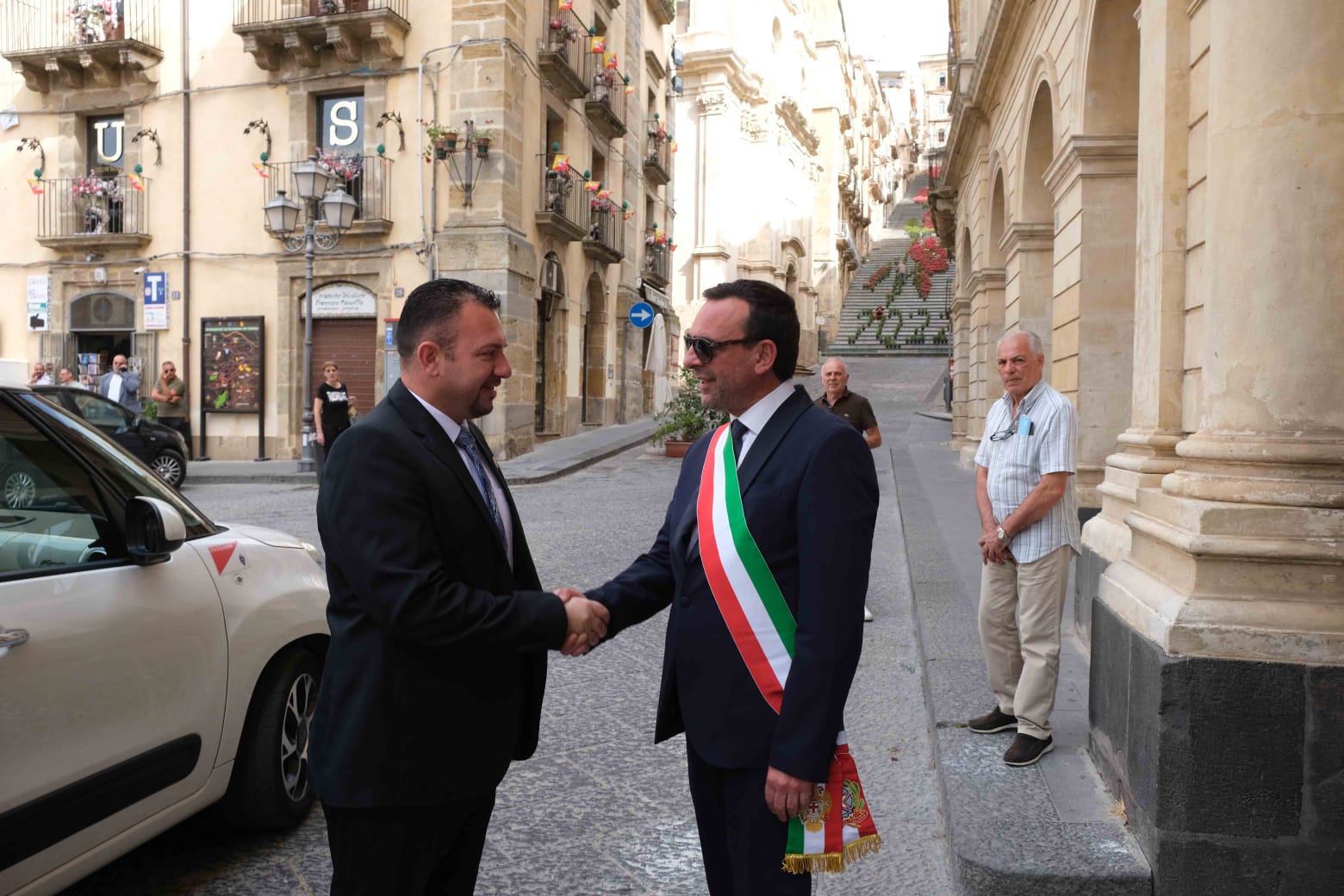 بلدية بيت لحم توقع اتفاقية توأمة مع مدينة كالتاجيرونيه الإيطالية