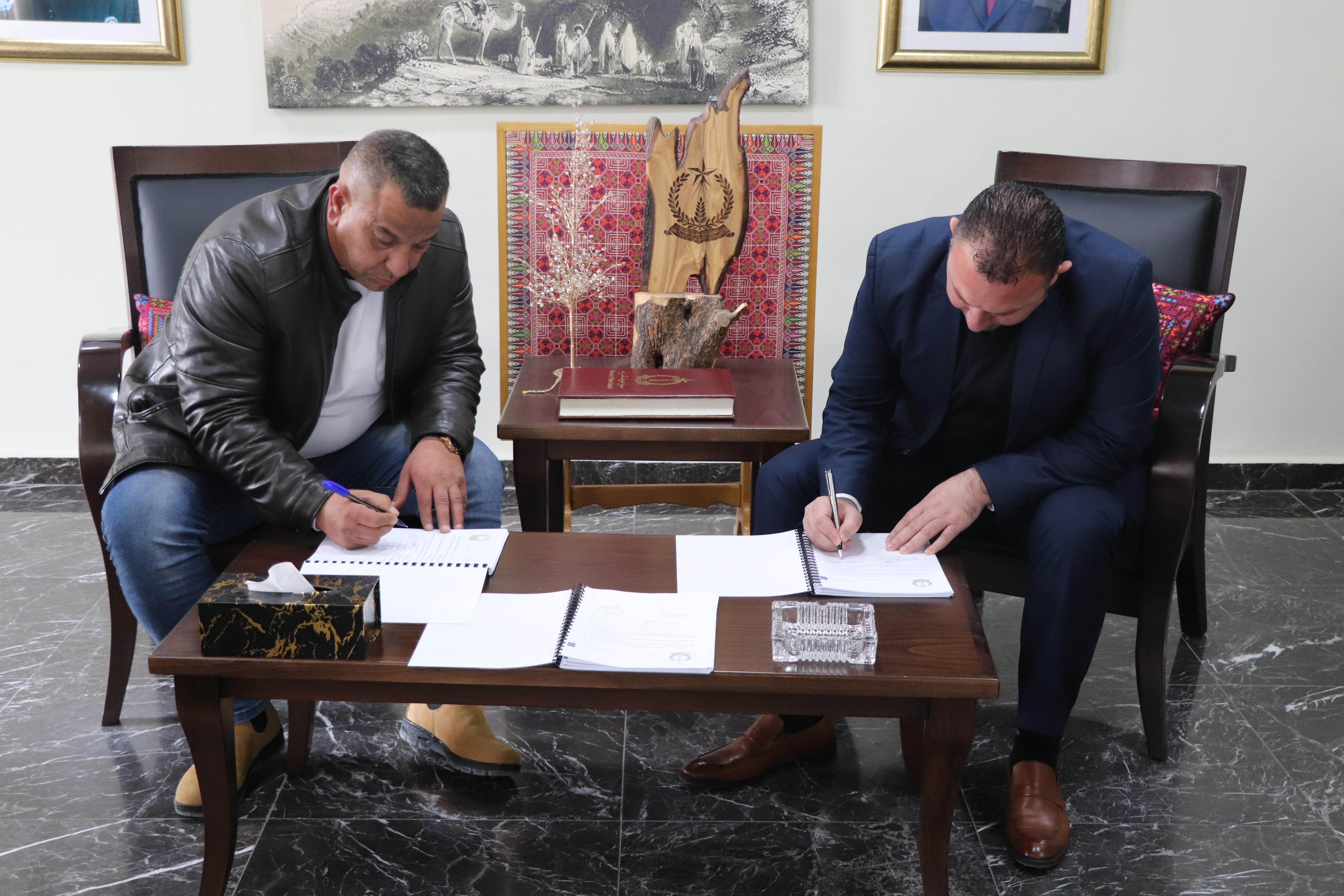 اتفاقية استكمال تأهيل شارع واد مسلم 