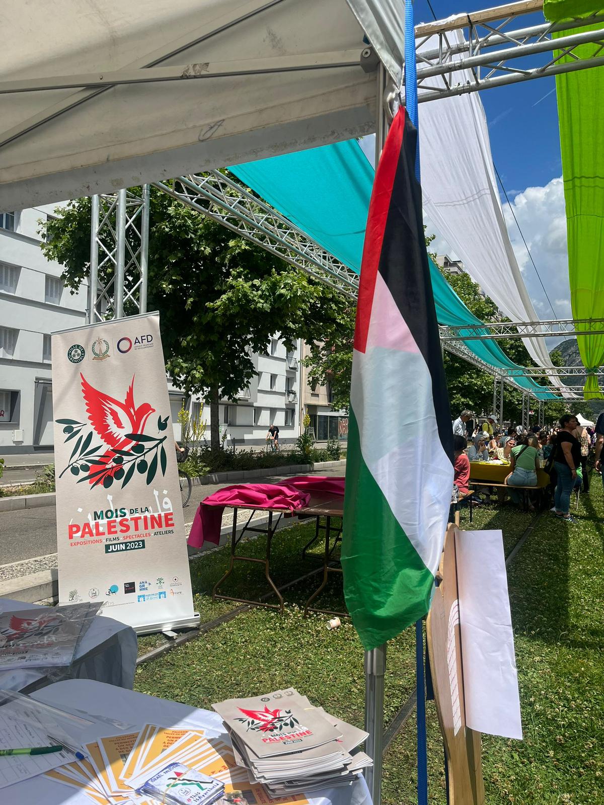 حنانيا يُطلق فعاليات شهر فلسطين في مدينة جرونوبل الفرنسية