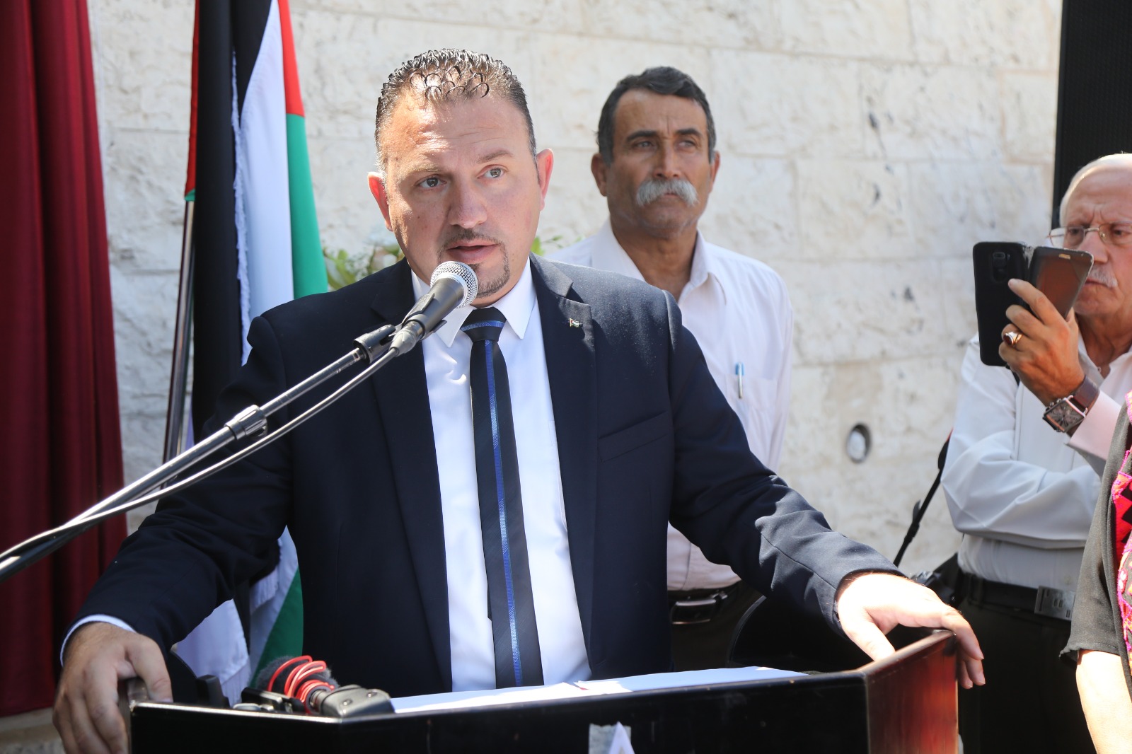 بلدية بيت لحم تحتفل بتدشين جدارية "شهيدة عين الحقيقة وصوت الشعب إبنة بيت لحم شرين أبو عاقلة وشهداء الصحافة الفلسطينية"