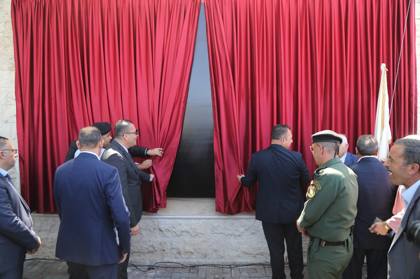 بلدية بيت لحم تحتفل بتدشين جدارية "شهيدة عين الحقيقة وصوت الشعب إبنة بيت لحم شرين أبو عاقلة وشهداء الصحافة الفلسطينية"