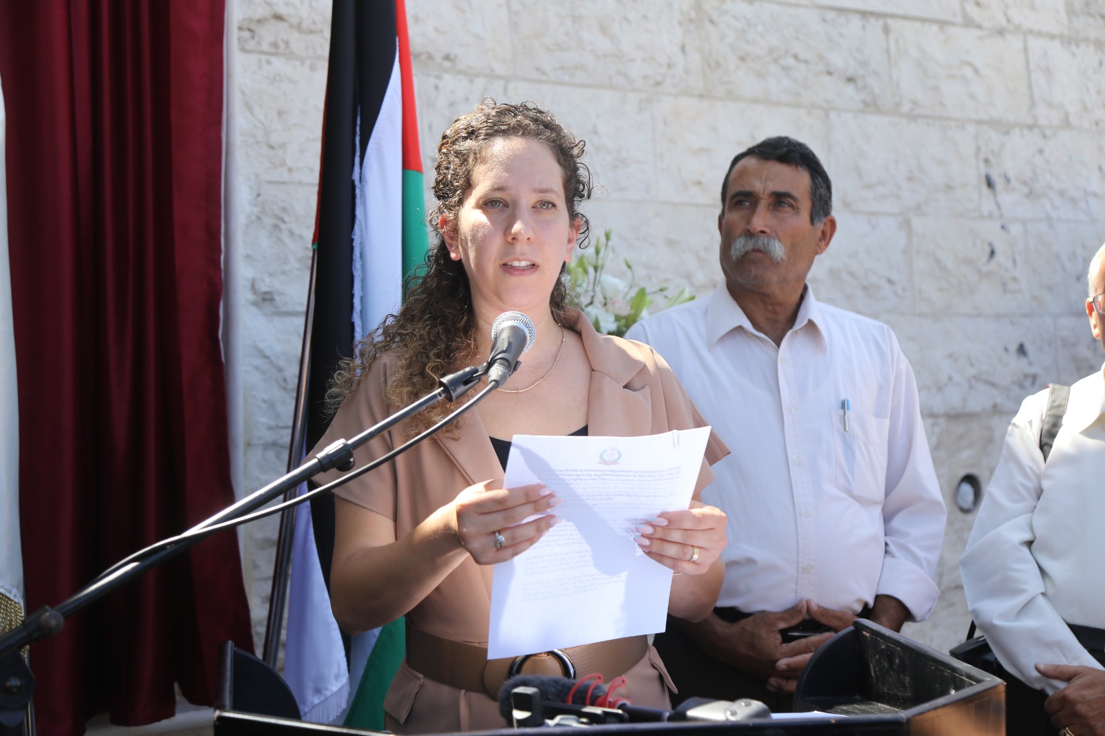 بلدية بيت لحم تحتفل بتدشين جدارية "شهيدة عين الحقيقة وصوت الشعب إبنة بيت لحم شرين أبو عاقلة وشهداء الصحافة الفلسطينية"