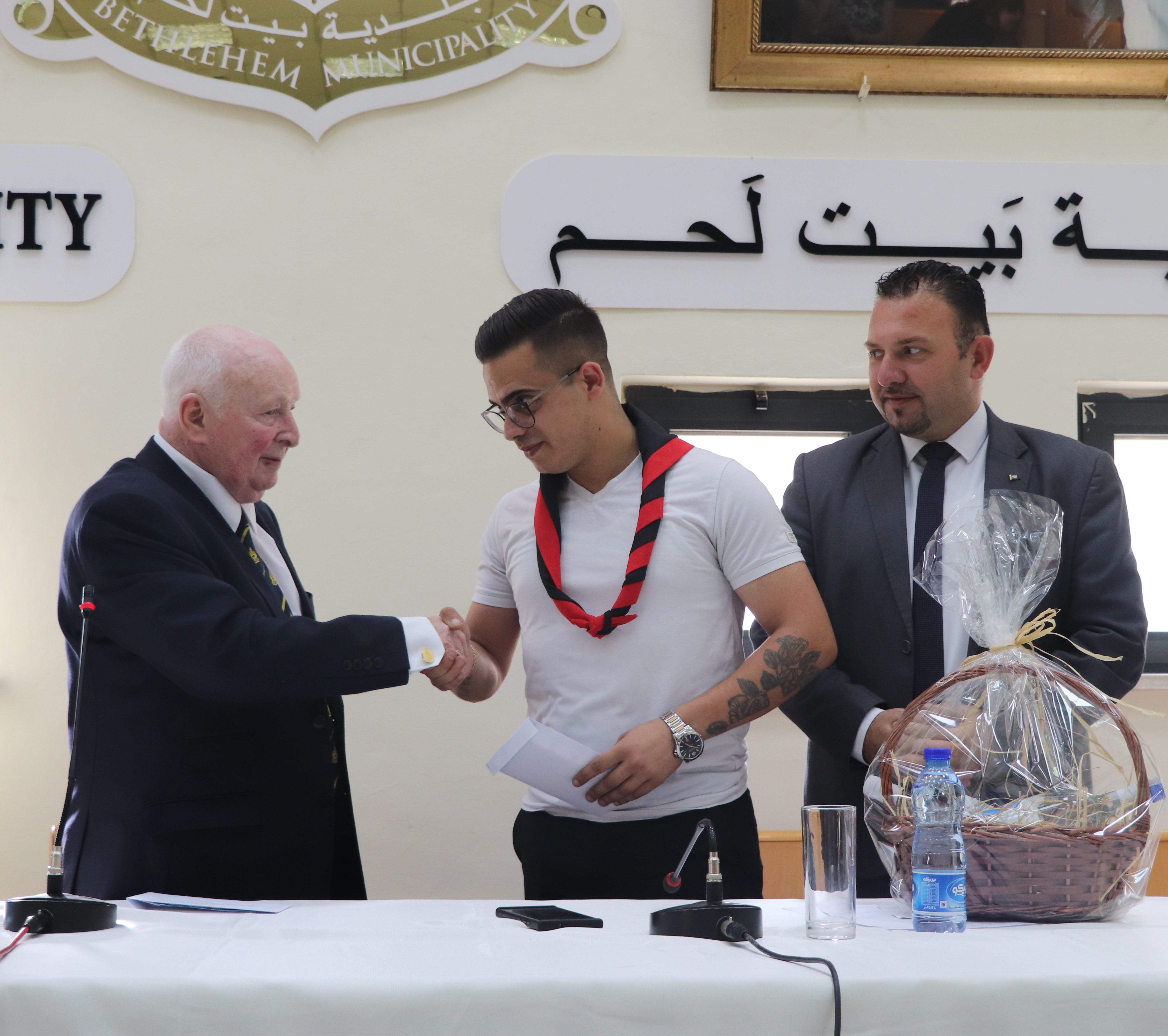 بلدية بيت لحم تنظم حفلاً على شرف رئيس بلدية غلاسكو السابق أليكس موسين والوفد الإسكتلندي المرافق له