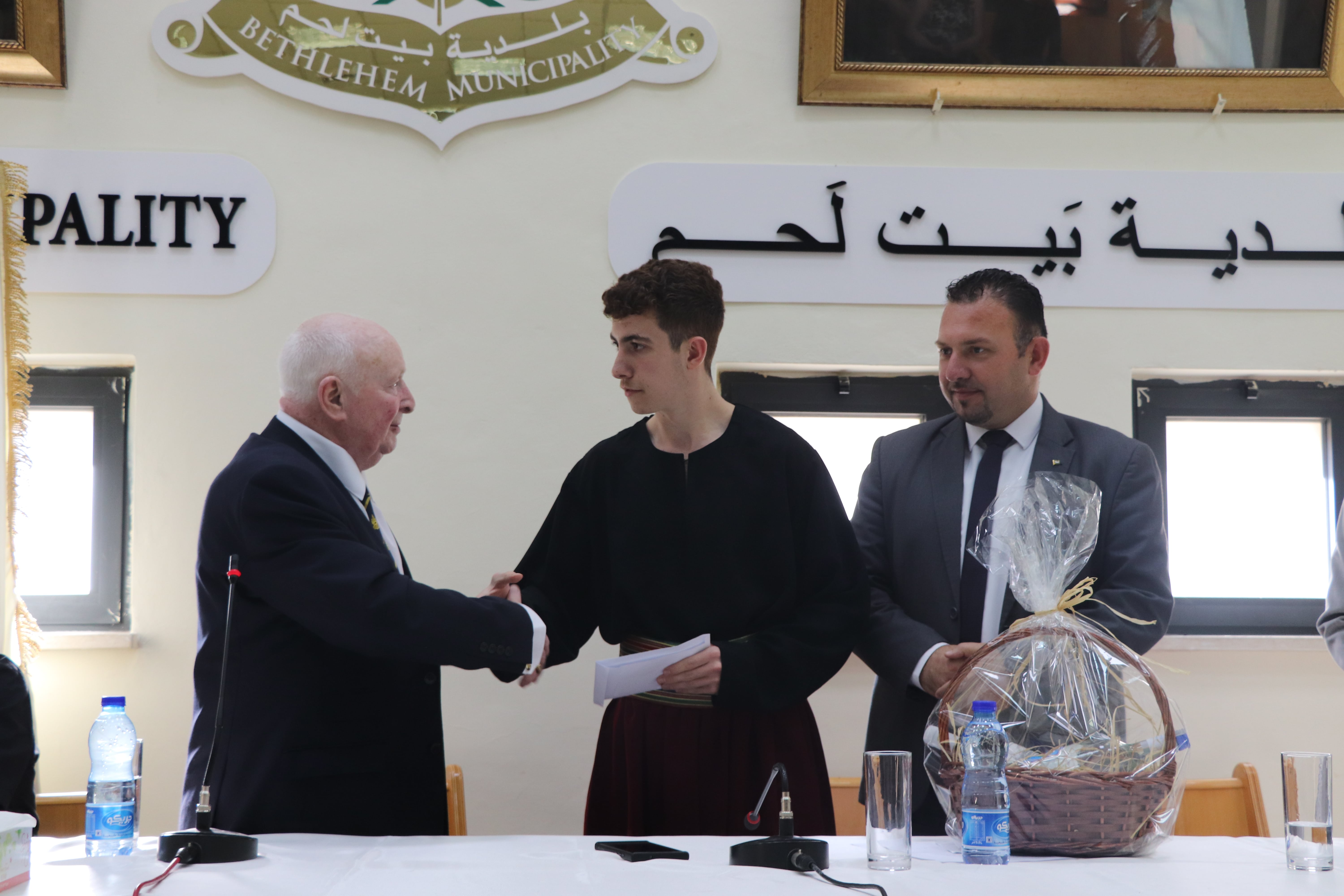 بلدية بيت لحم تنظم حفلاً على شرف رئيس بلدية غلاسكو السابق أليكس موسين والوفد الإسكتلندي المرافق له