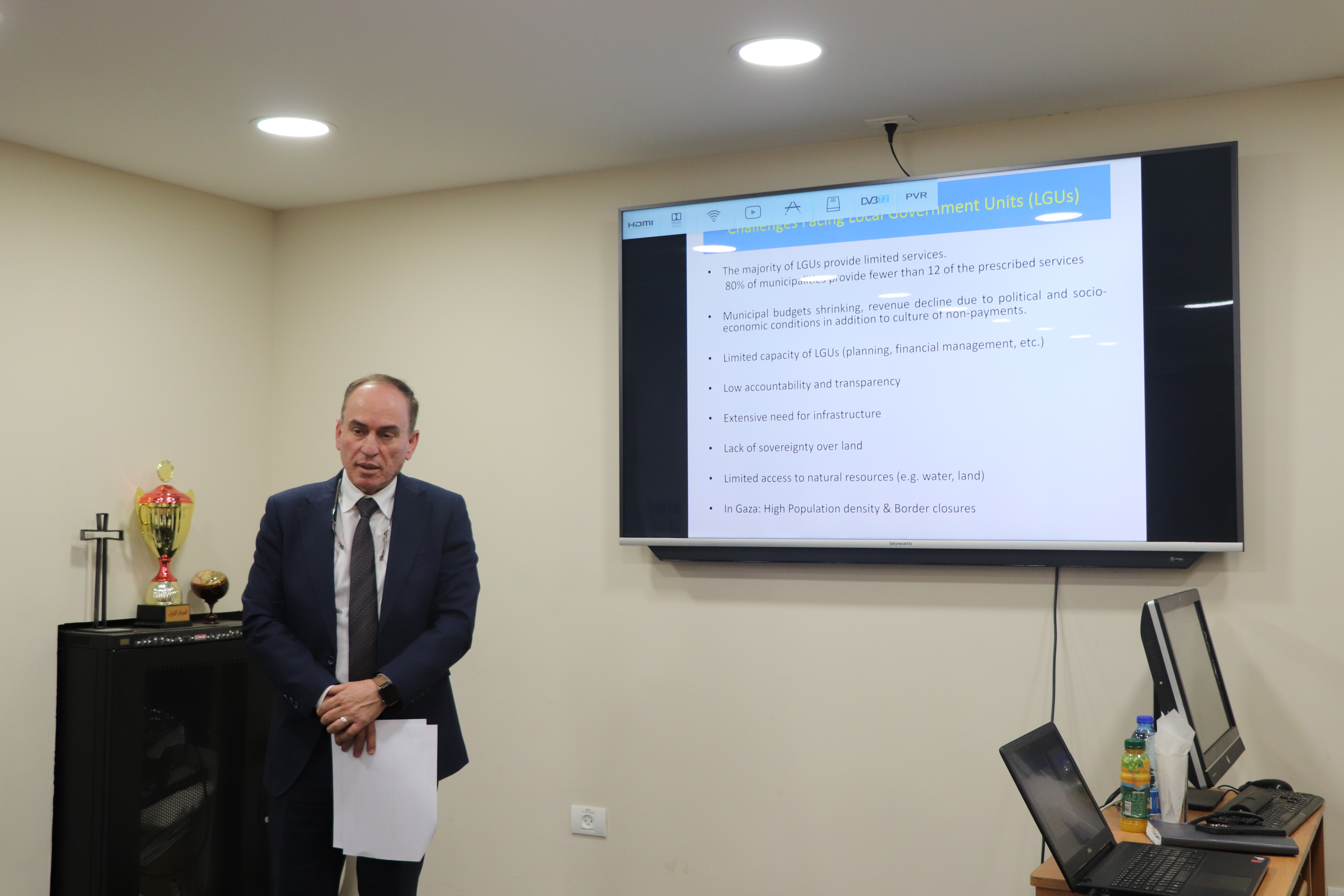 حنانيا يستقبل عضو المجلس التنفيذي في مجموعة بنك الائتمان لإعادة التنمية الألماني في مدينة بيت لحم لمناقشة واقع المدينة واحتياجاتها