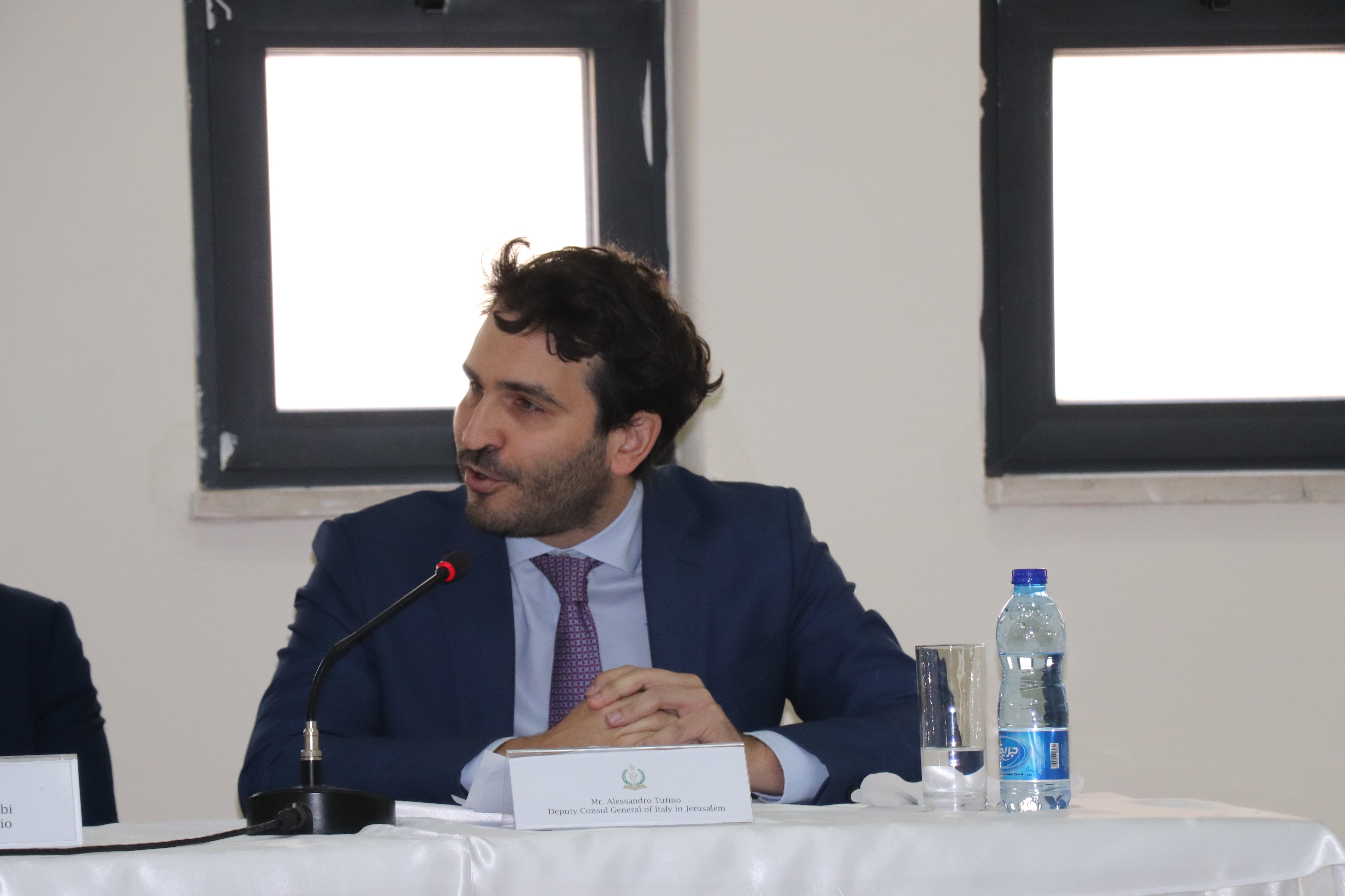 بلديات بيت لحم وغريتشو وآسيزي يحتفلون بتوقيع وثيقة إعلان تمسكهم بمبادئ وقيم السلام واتفاقيتان توأمة بين مؤسسات مدينة بيت لحم وغريتشو