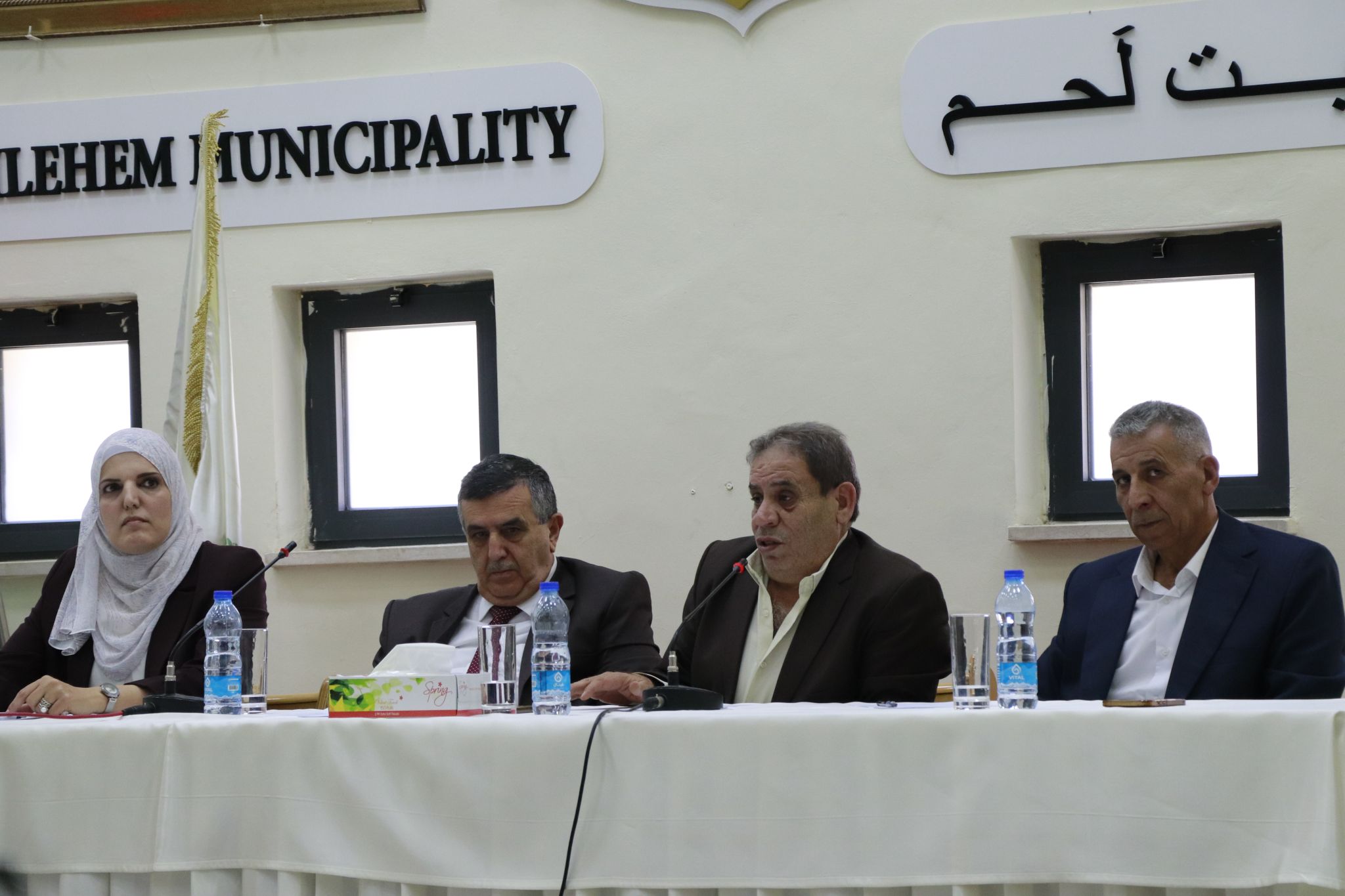 بلدية بيت لحم تحتفل بإنجازات المهندسة أروى أبو الهيجاء وتعلن استقبال المدير الجديد للحكم المحلي سليمان أبو مفرح