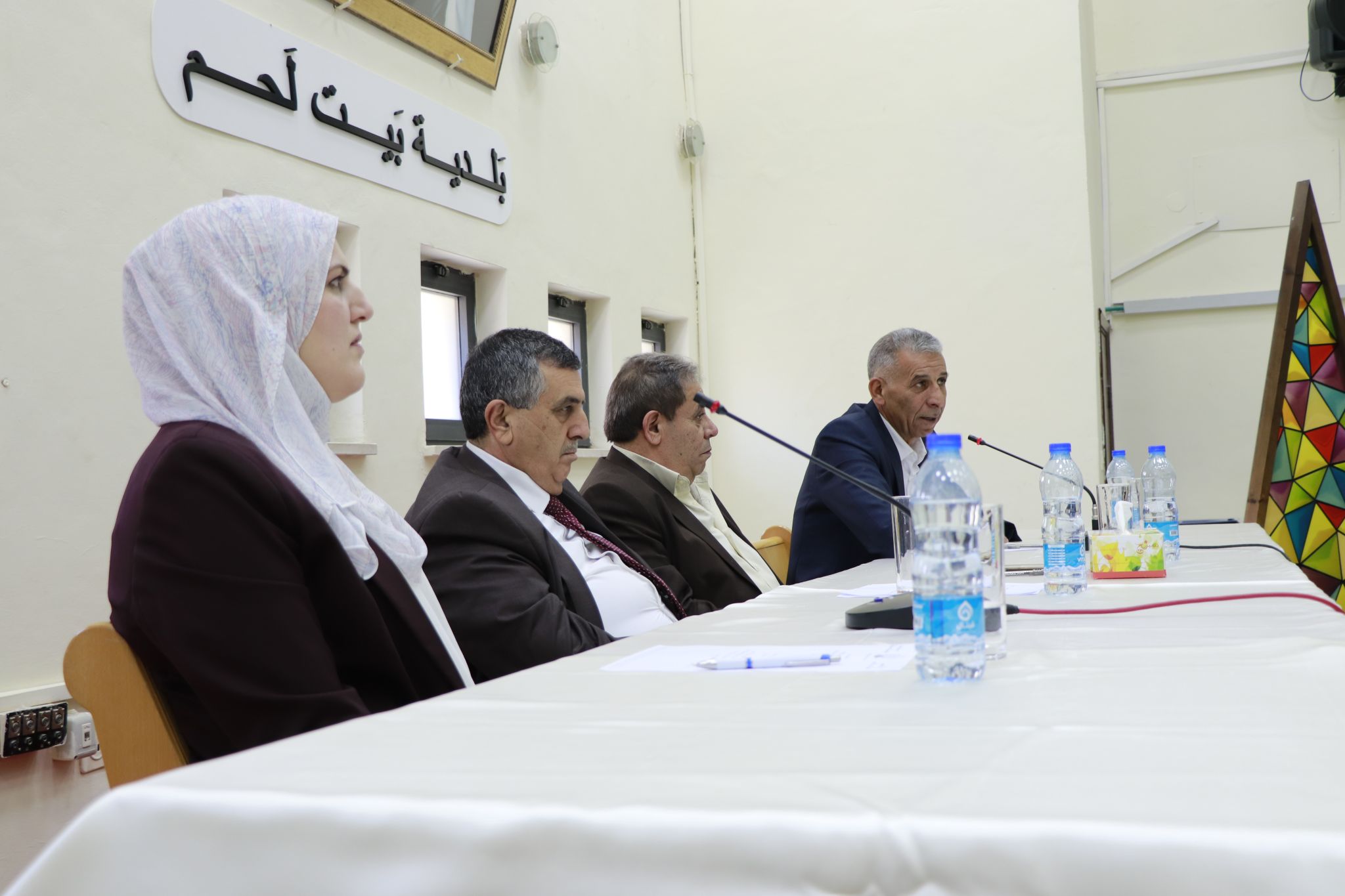 بلدية بيت لحم تحتفل بإنجازات المهندسة أروى أبو الهيجاء وتعلن استقبال المدير الجديد للحكم المحلي سليمان أبو مفرح