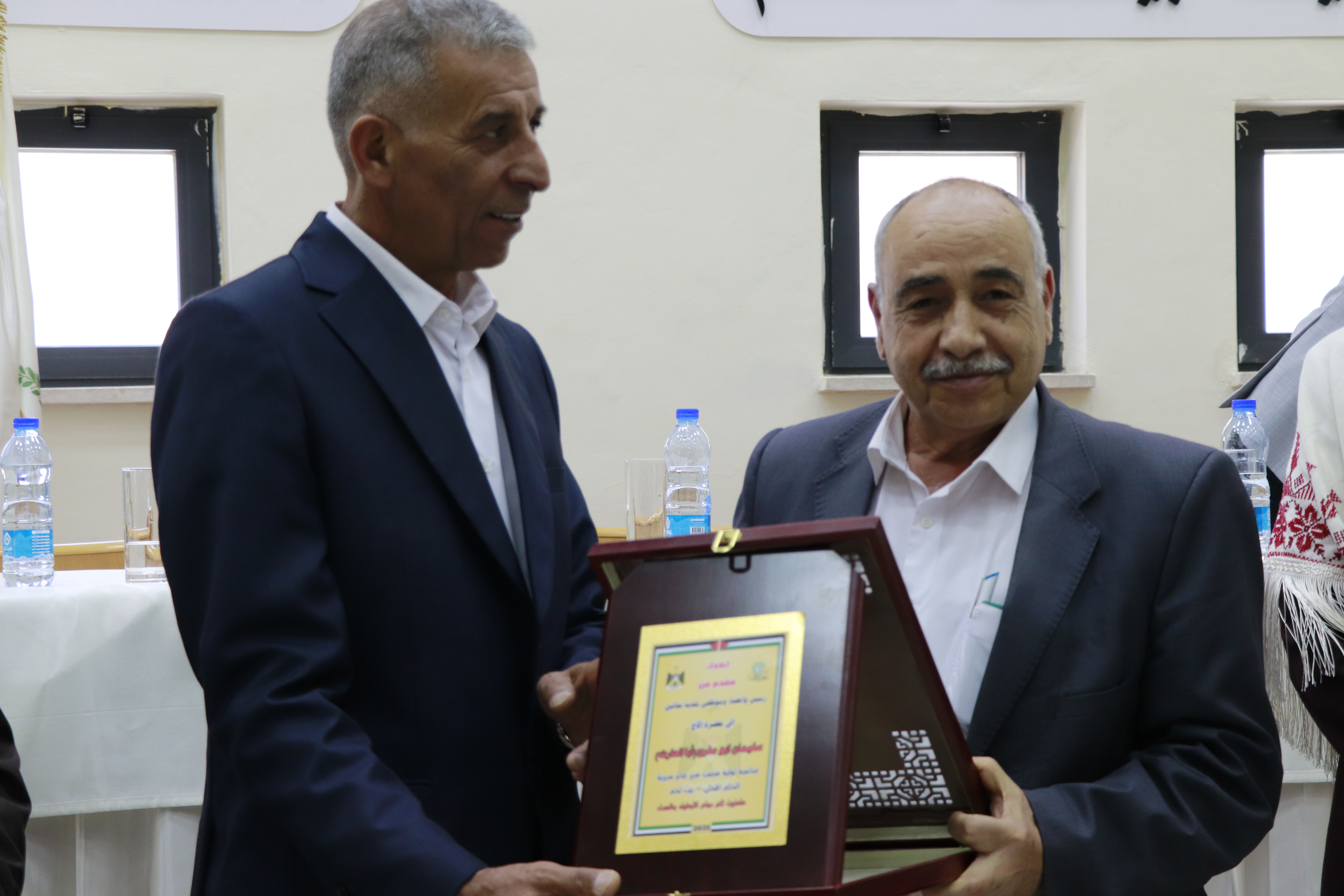 بلدية بيت لحم تحتفل بإنجازات المهندسة أروى أبو الهيجاء وتعلن استقبال المدير الجديد للحكم المحلي سليمان أبو مفرح