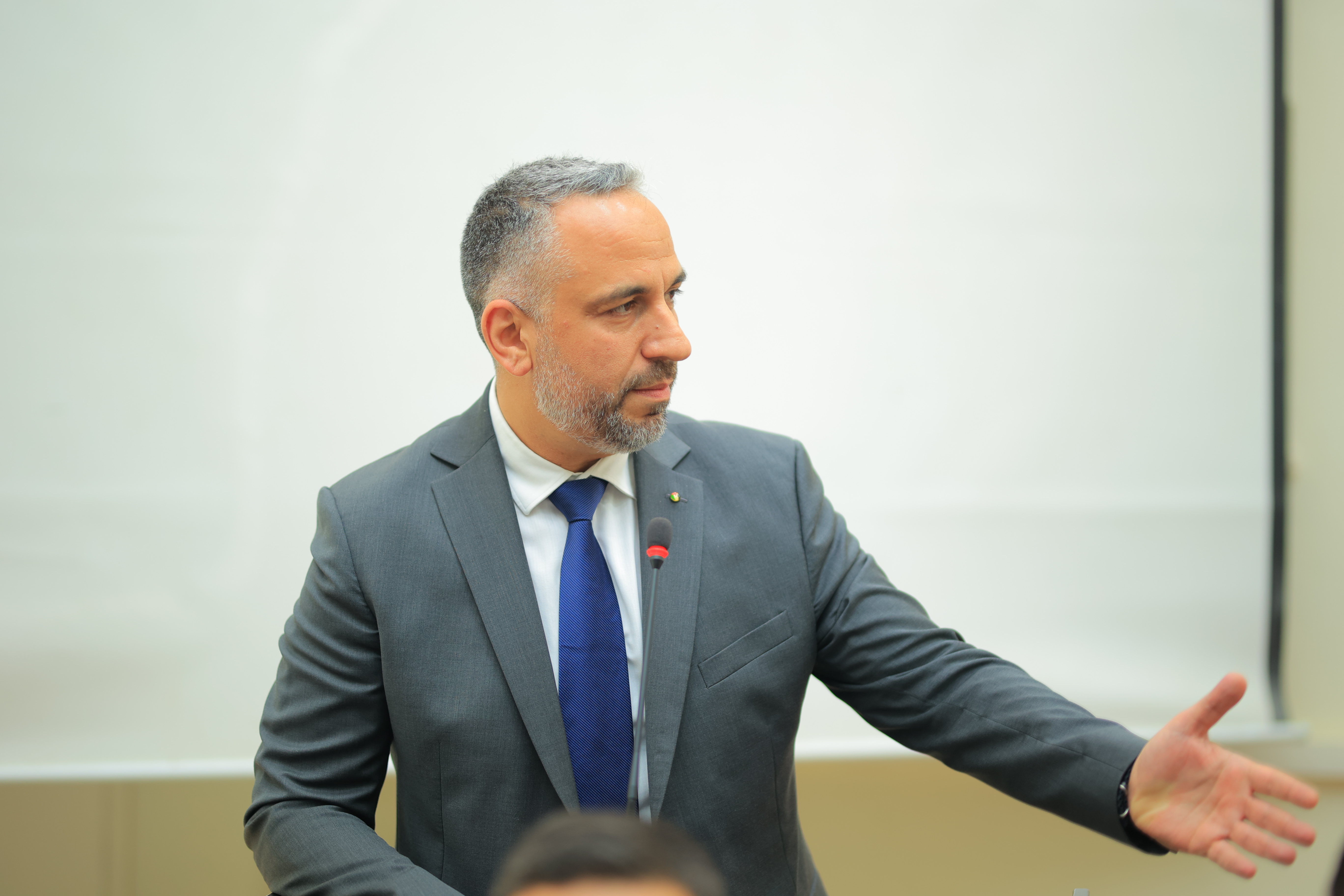 قنواتي وثلجية يتسلمان التهاني ويؤكدان الانفتاح والشراكة لخدمة بيت لحم