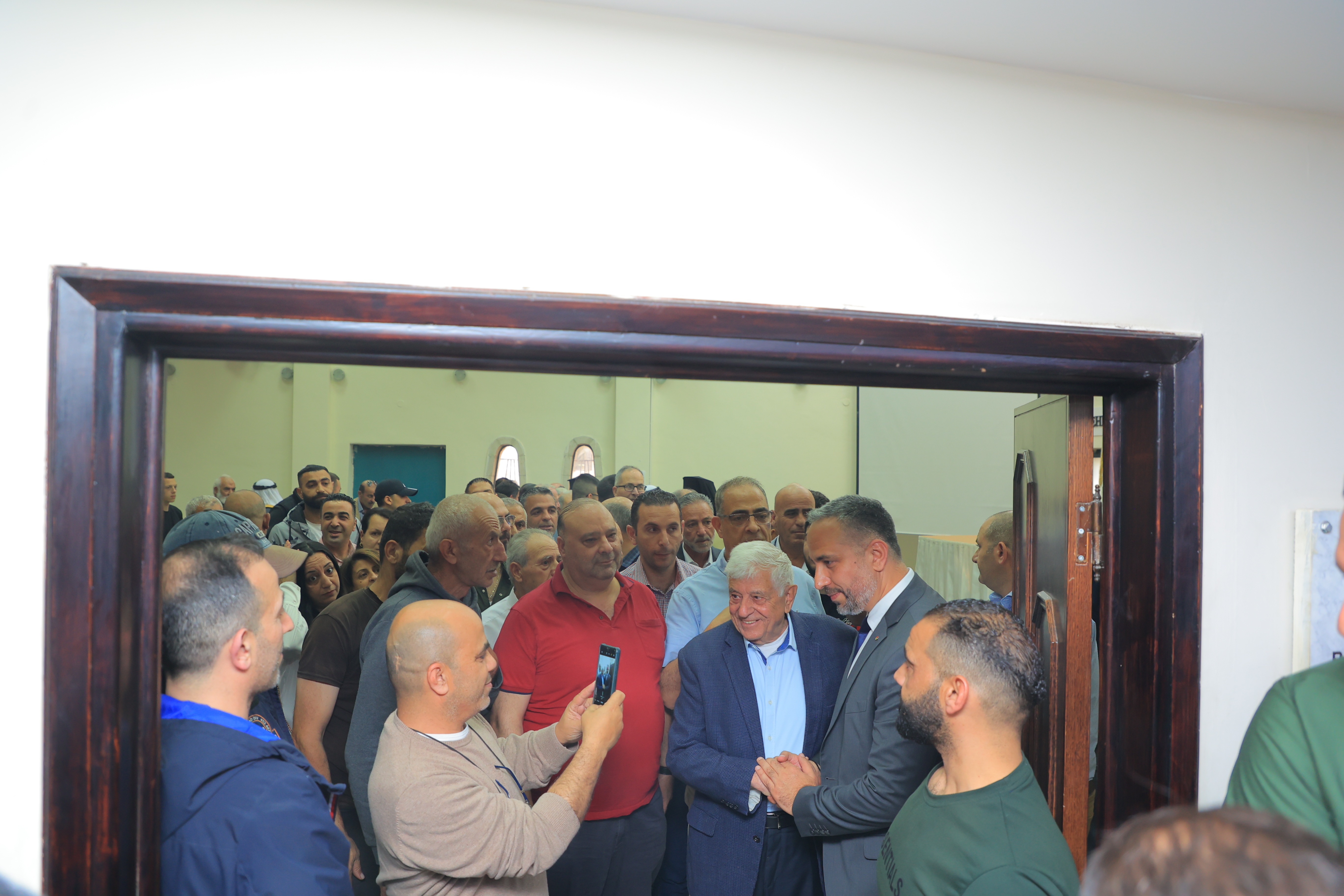 قنواتي وثلجية يتسلمان التهاني ويؤكدان الانفتاح والشراكة لخدمة بيت لحم