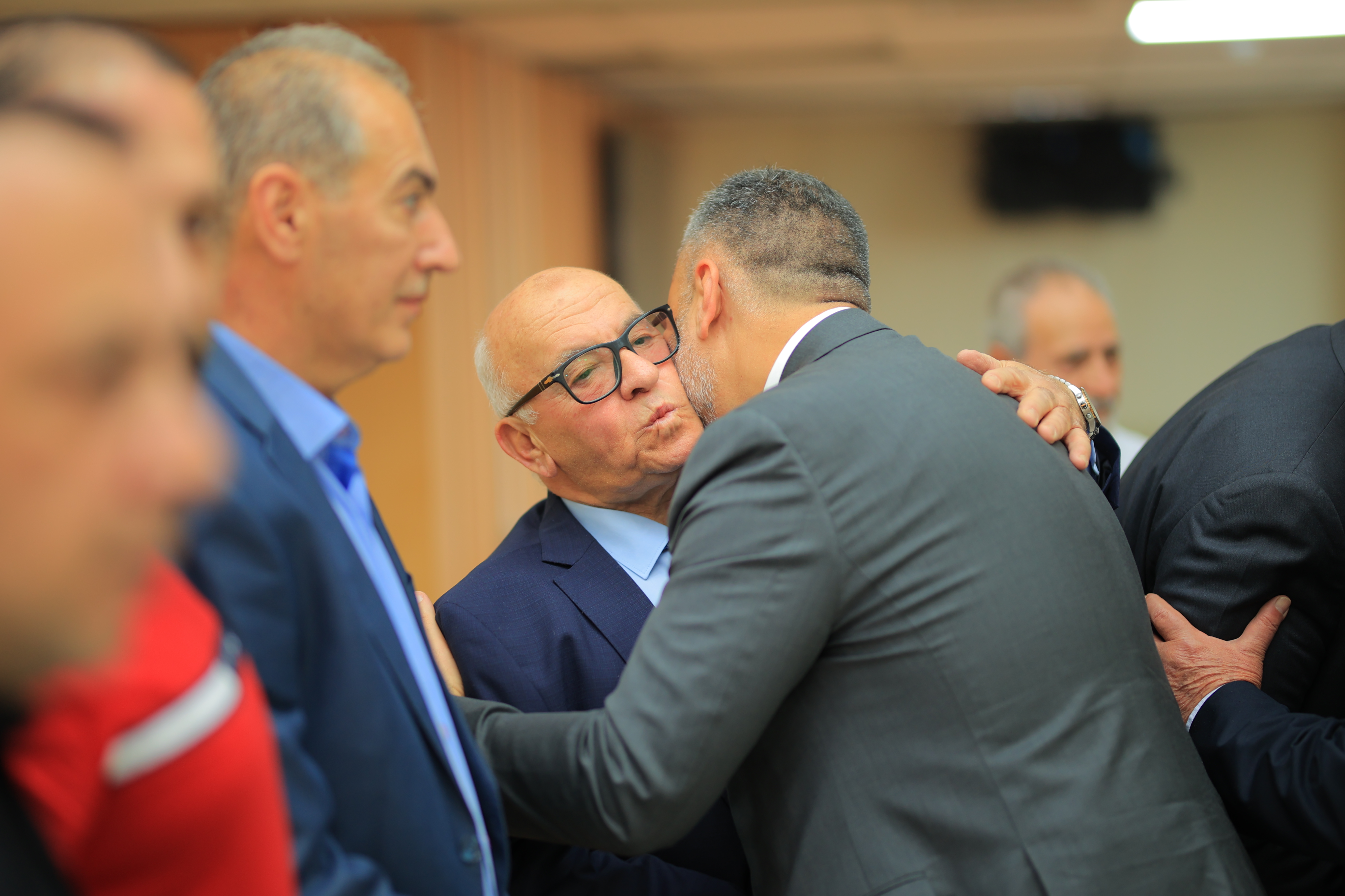 قنواتي وثلجية يتسلمان التهاني ويؤكدان الانفتاح والشراكة لخدمة بيت لحم