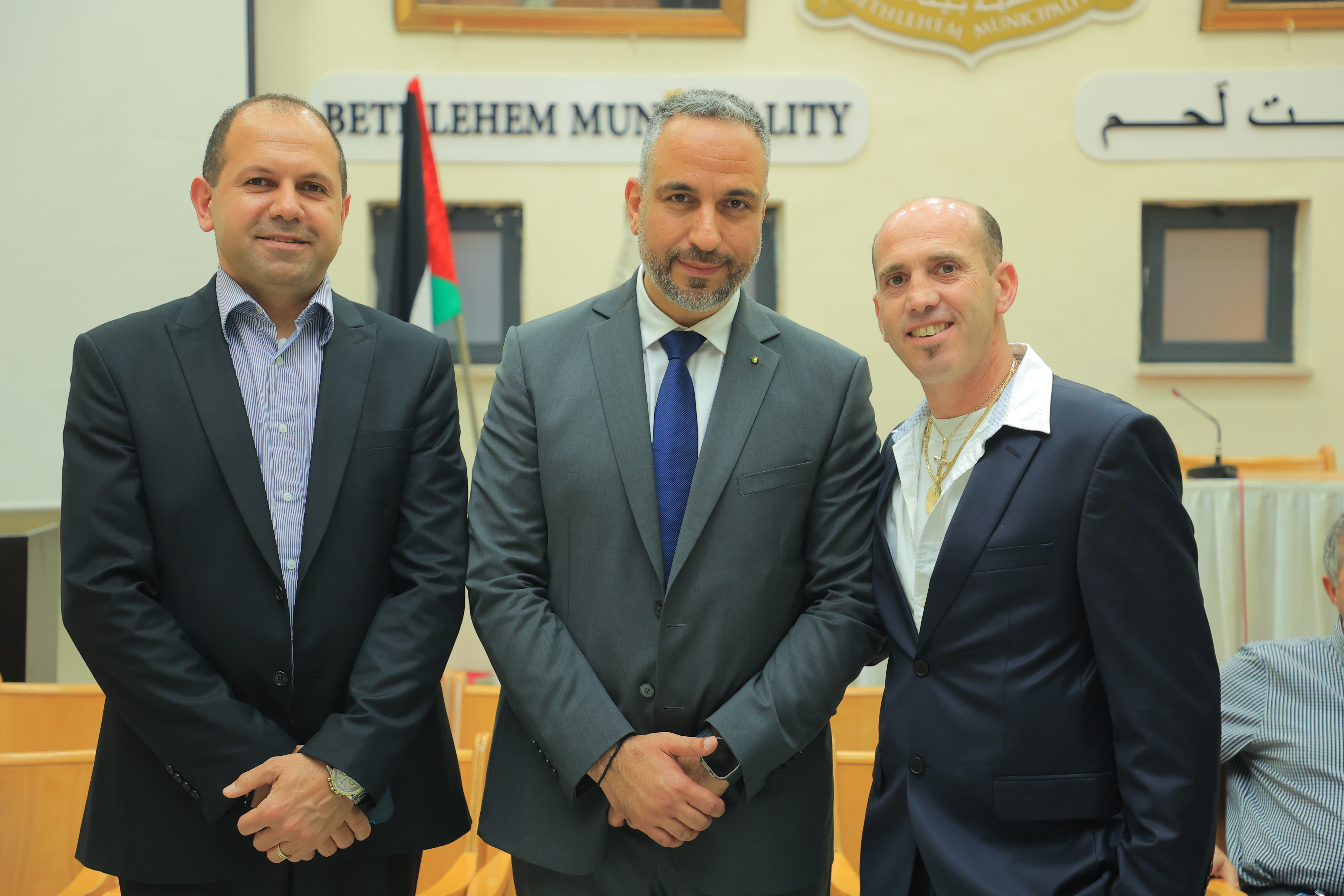 قنواتي وثلجية يتسلمان التهاني ويؤكدان الانفتاح والشراكة لخدمة بيت لحم