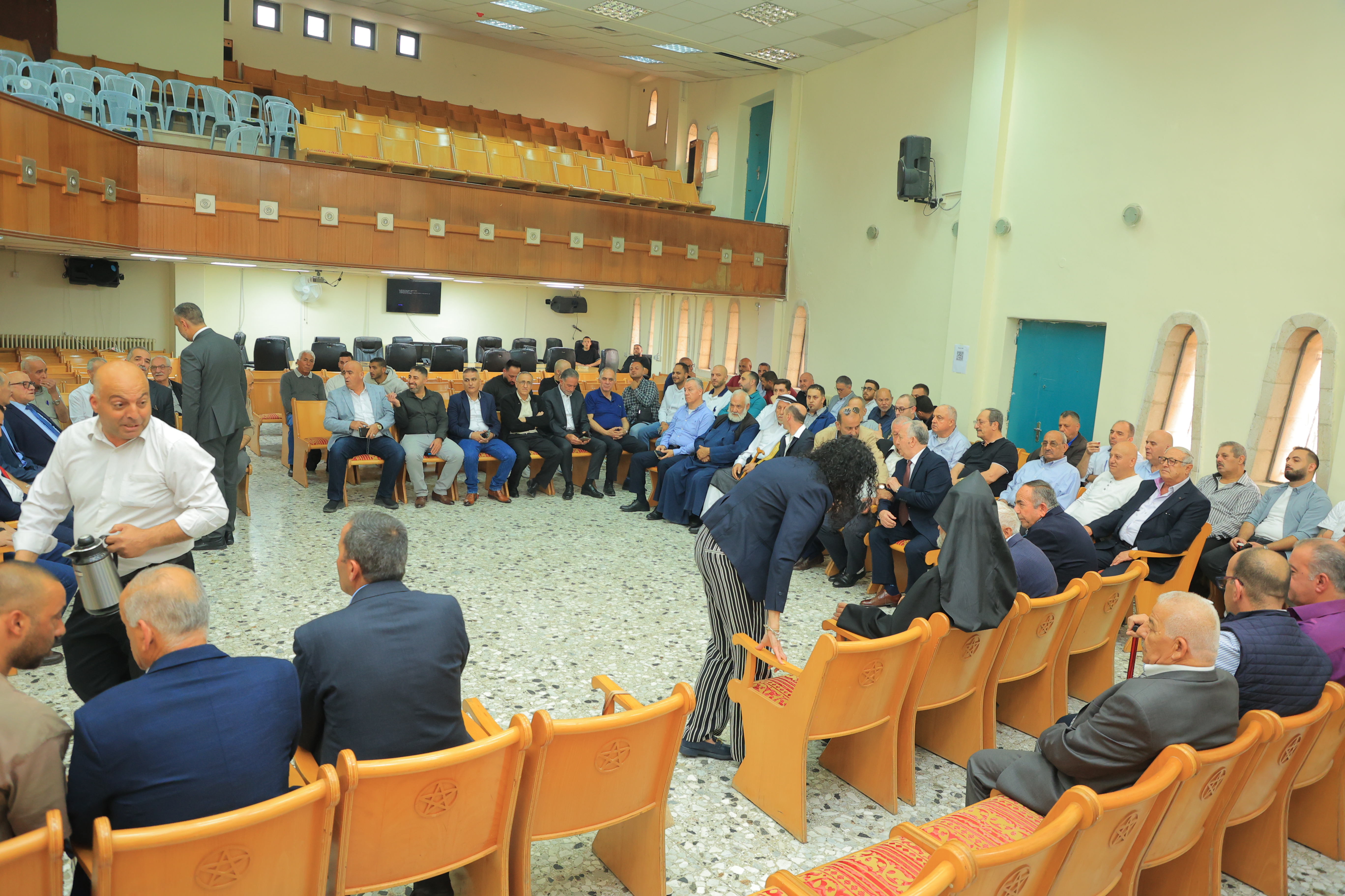 قنواتي وثلجية يتسلمان التهاني ويؤكدان الانفتاح والشراكة لخدمة بيت لحم