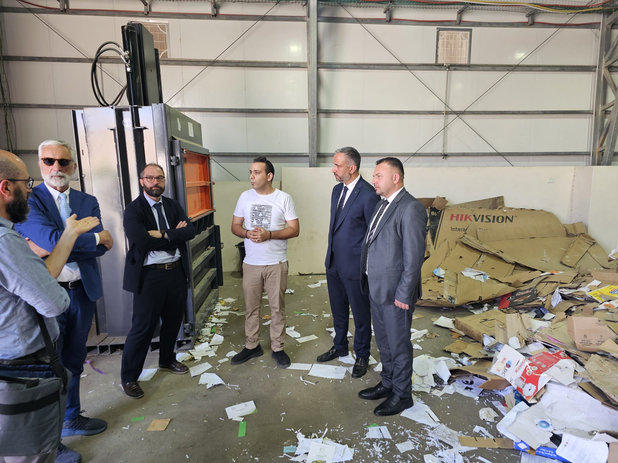 رئيس بلدية بيت لحم يبحث سبل التعاون المشترك مع مدير الوكالة الإيطالية للتعاون الإنمائي