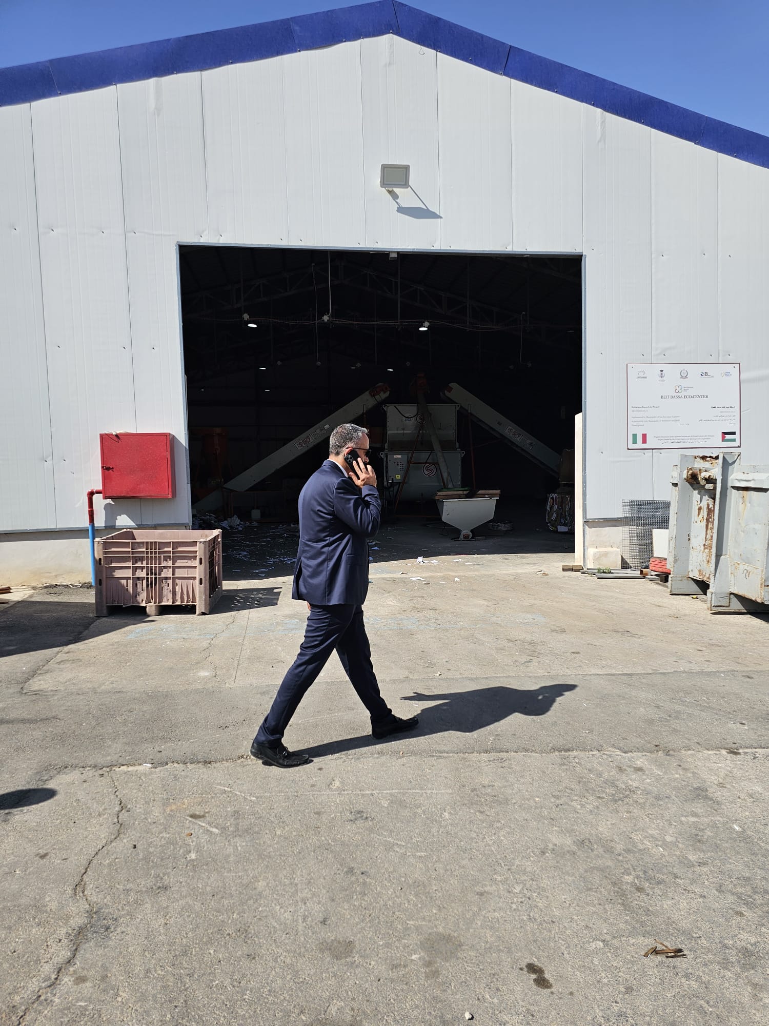 رئيس بلدية بيت لحم يبحث سبل التعاون المشترك مع مدير الوكالة الإيطالية للتعاون الإنمائي