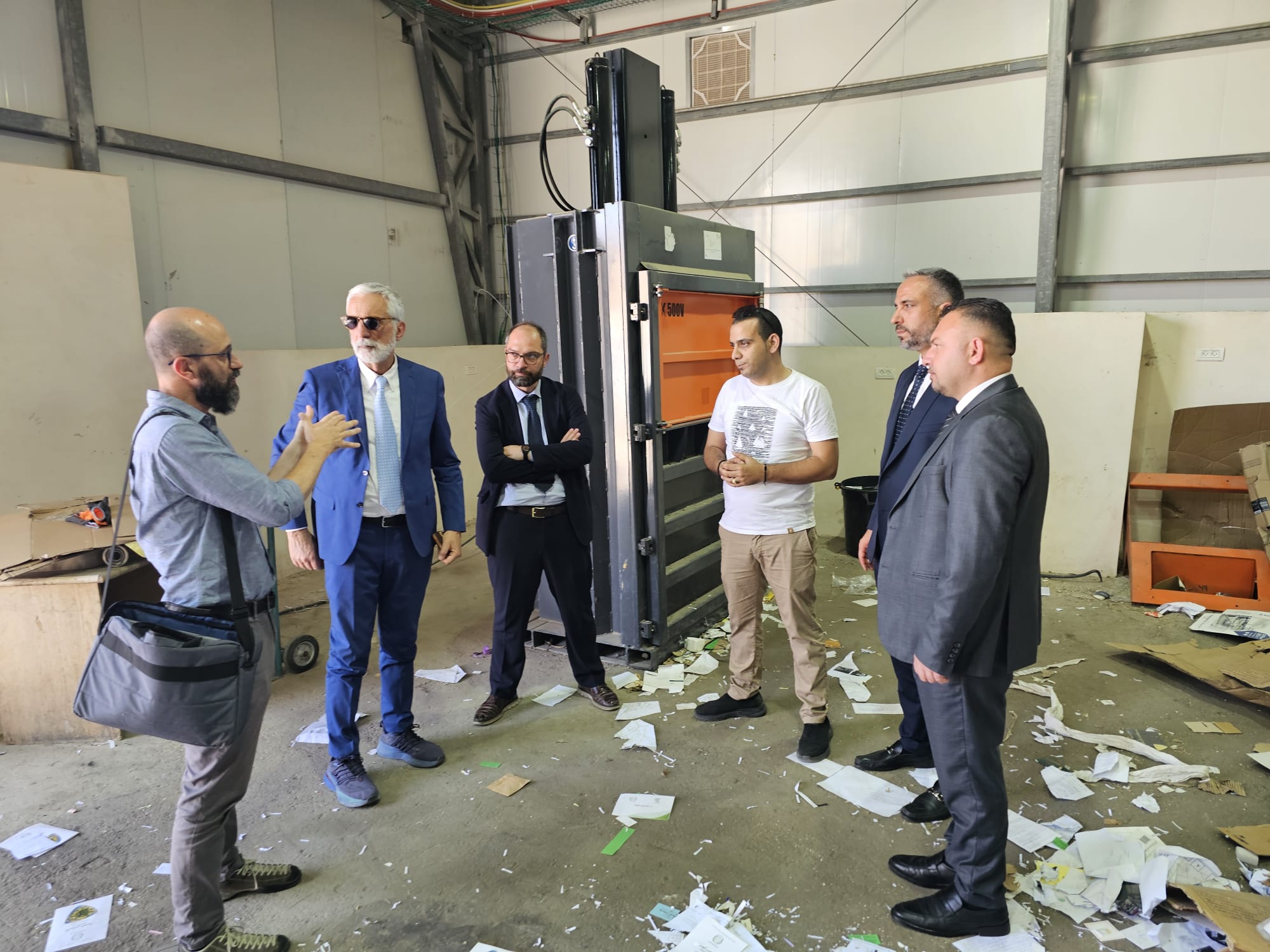 رئيس بلدية بيت لحم يبحث سبل التعاون المشترك مع مدير الوكالة الإيطالية للتعاون الإنمائي