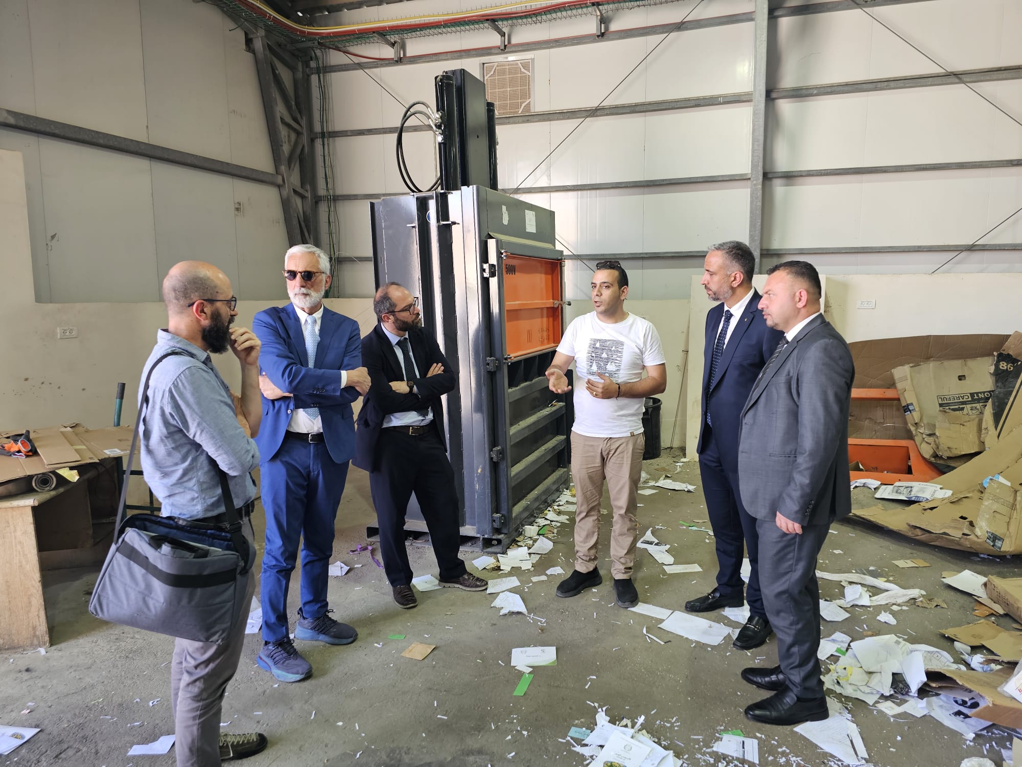 رئيس بلدية بيت لحم يبحث سبل التعاون المشترك مع مدير الوكالة الإيطالية للتعاون الإنمائي