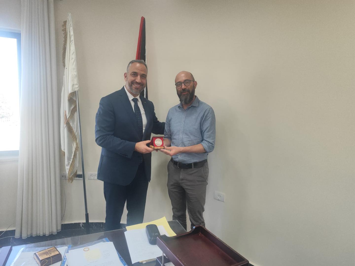 رئيس بلدية بيت لحم يبحث سبل التعاون المشترك مع مدير الوكالة الإيطالية للتعاون الإنمائي