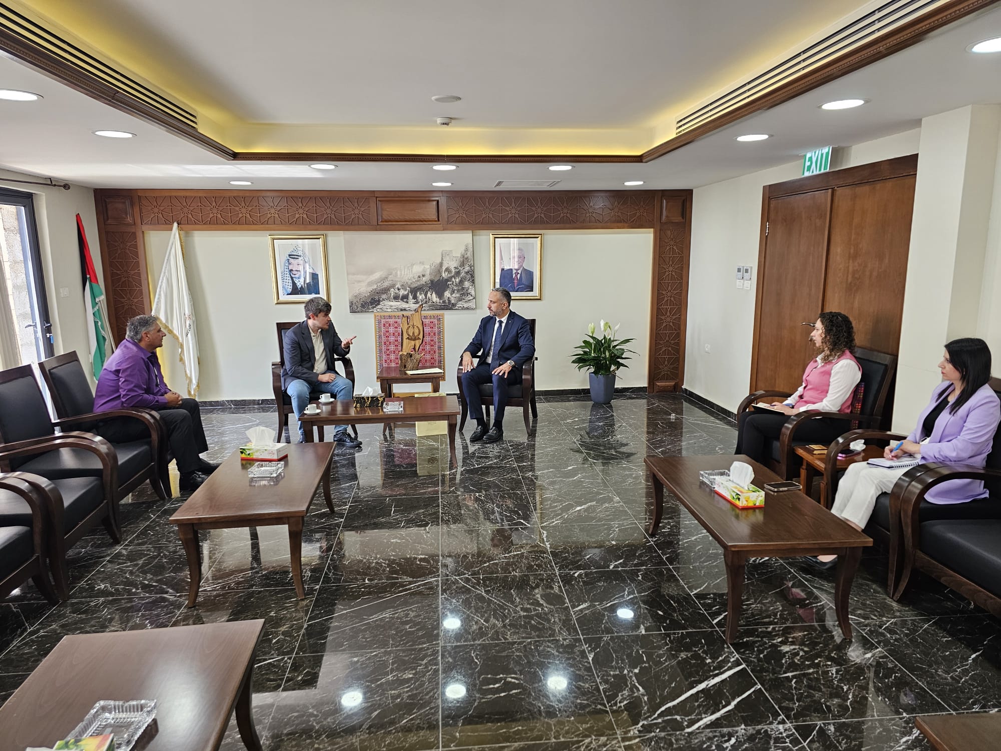 روسيا تشيد بعلاقاتها مع بيت لحم وتهنئ قنواتي بتسلمه رئاسة البلدية